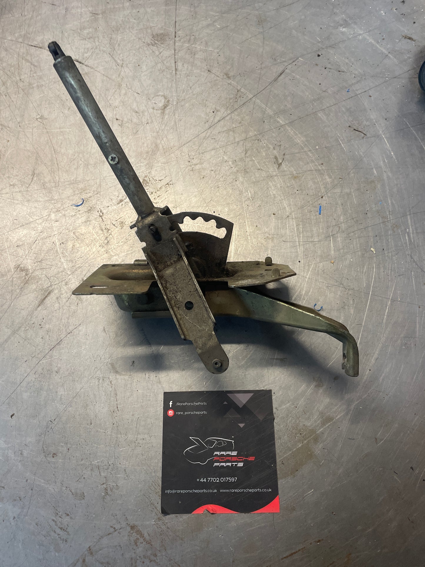 Porsche 924 / 944 Automatic Transmission Shifter Assembly Lever 94442602502 used
