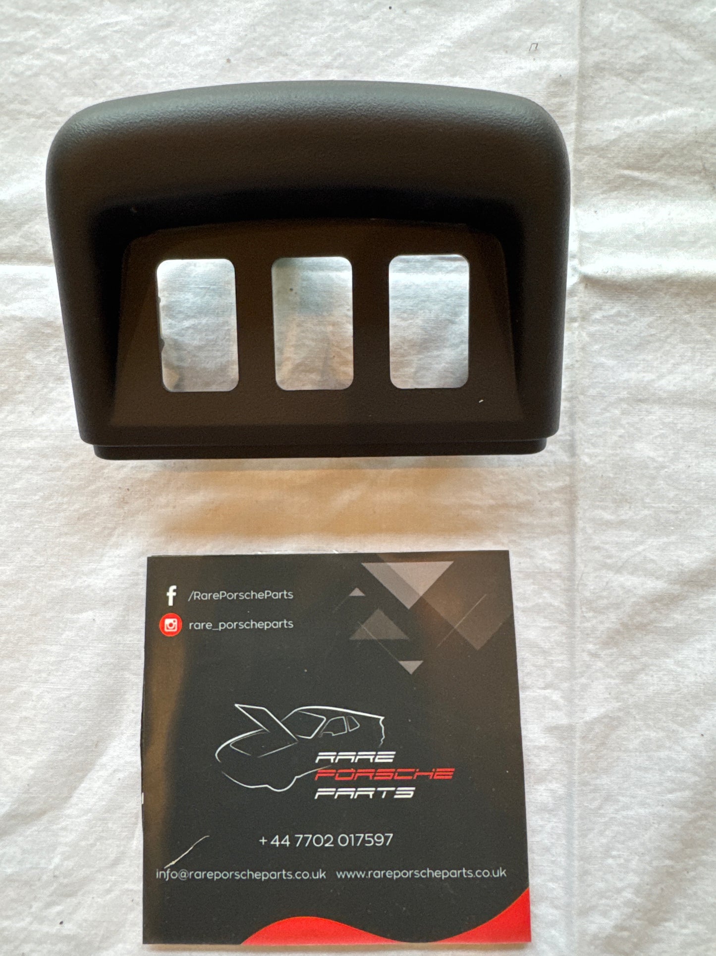 Porsche 964 / 993 centre console upper switch cover 964552135011DB NOS