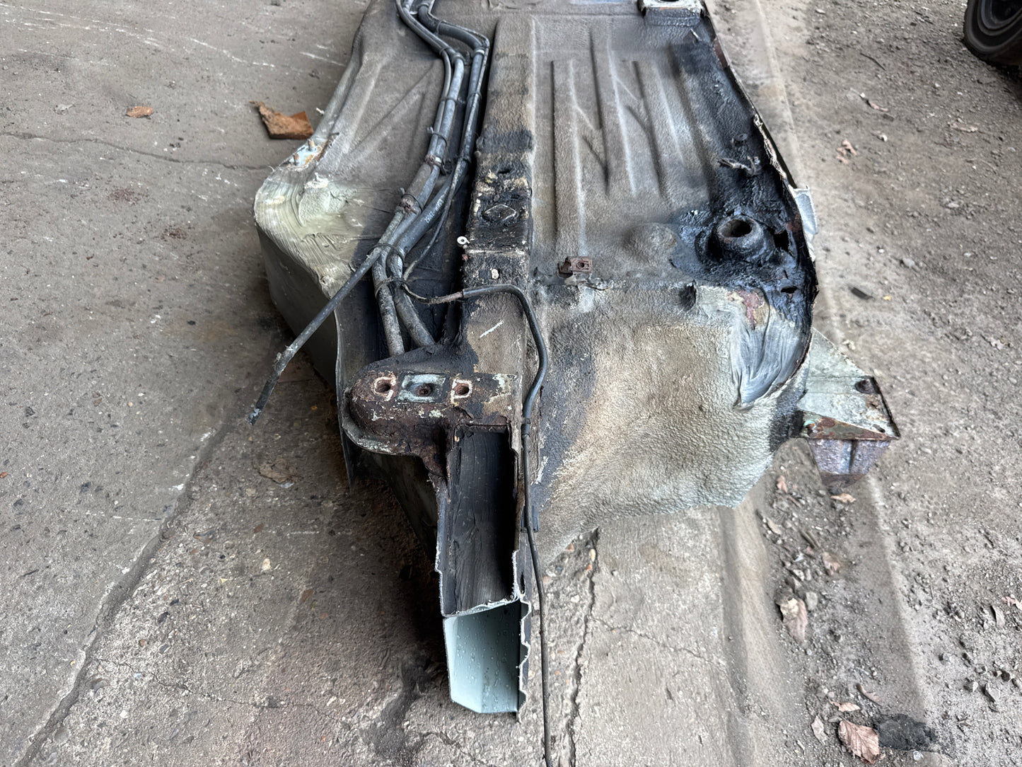 Porsche 944 S2 floor pan right side 94450150100 spares or repair