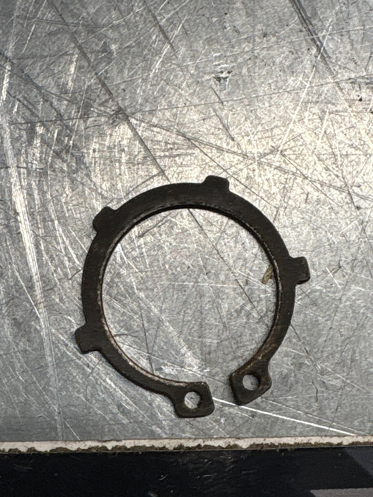 Porsche 928 circlip, used 90027300301