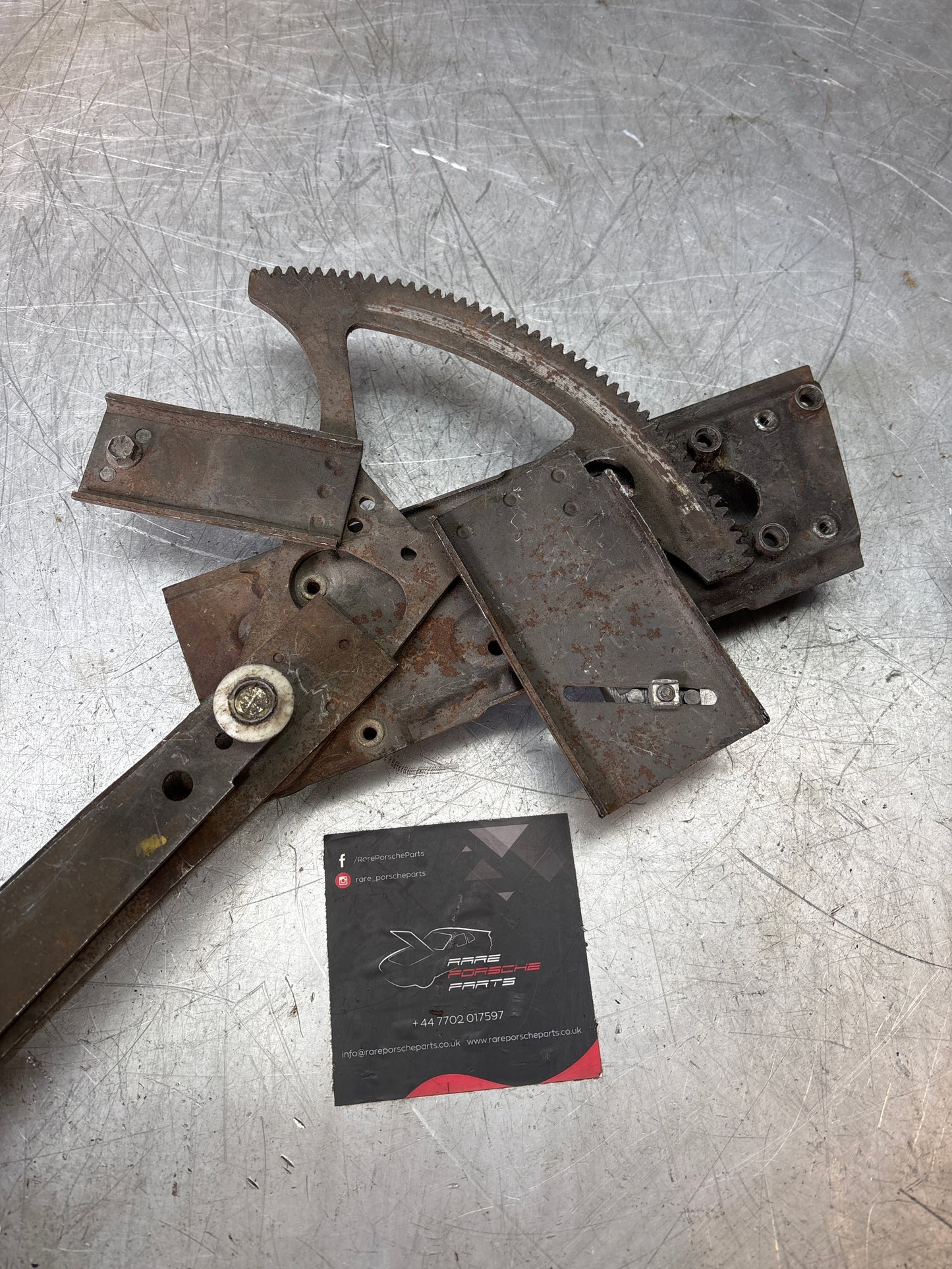 Porsche 911 930 Right Window Regulator, used 91179954201