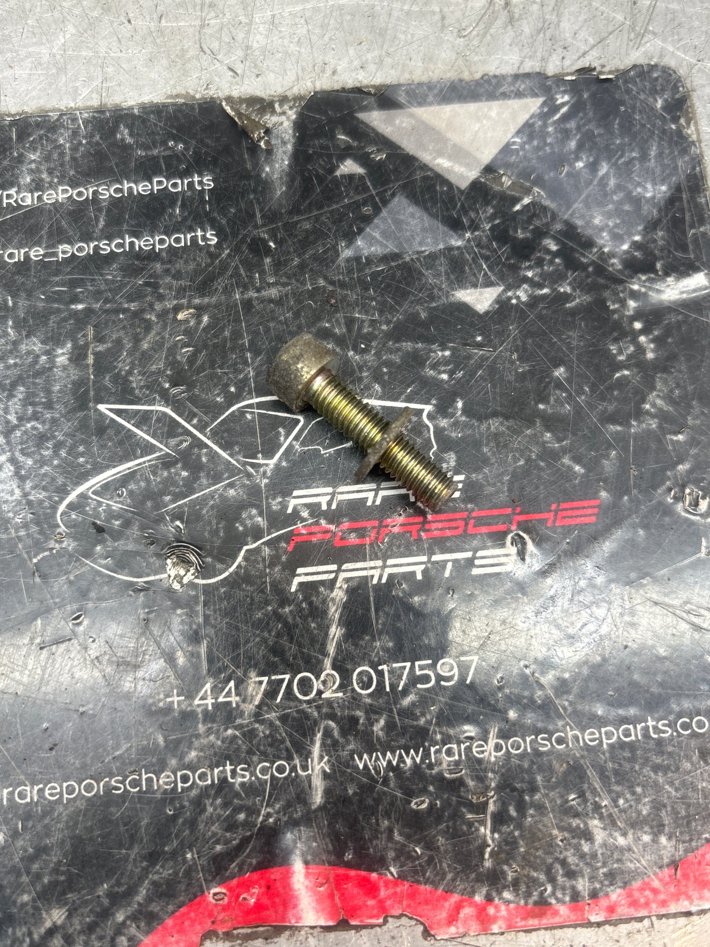 Porsche 944 924S pan head screw 6x22 for throttle body N0147341