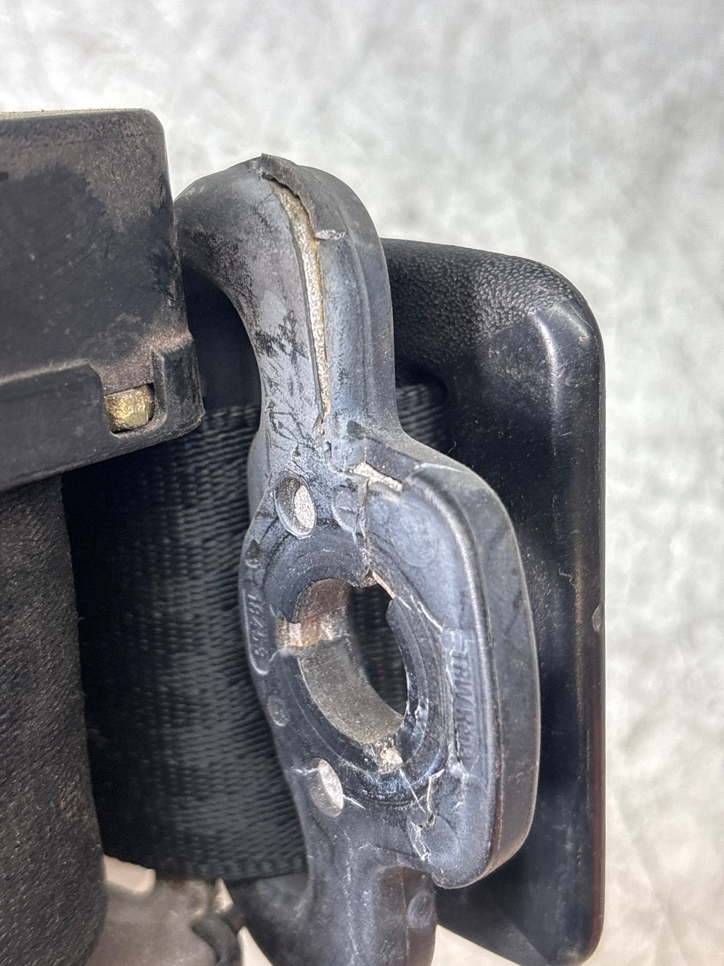 Porsche 944 pair of rear seat belts, 94580302101, 94580302201, used