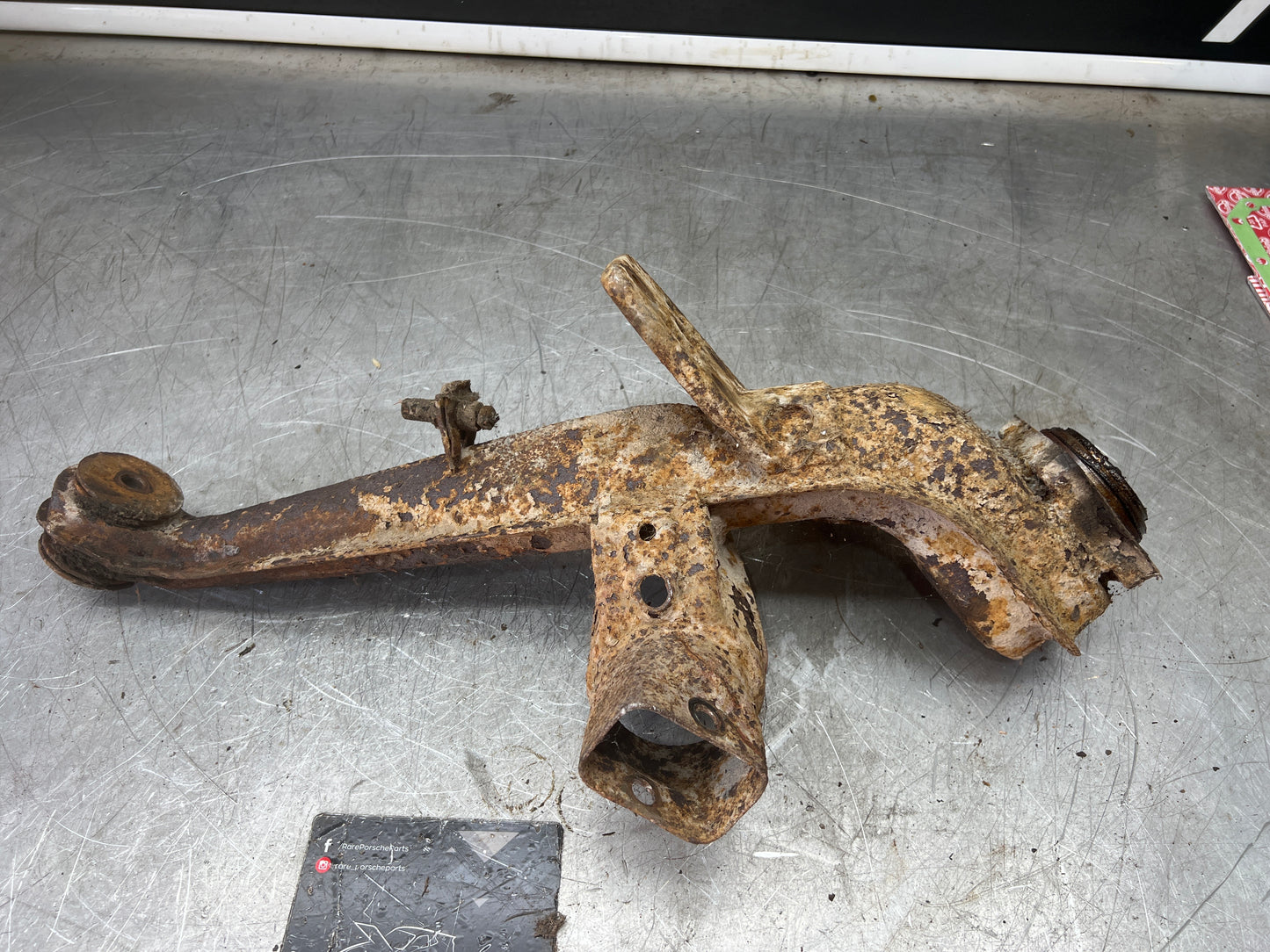 Porsche 924 944 -85.5 Rear left trailing arm, 94433102100