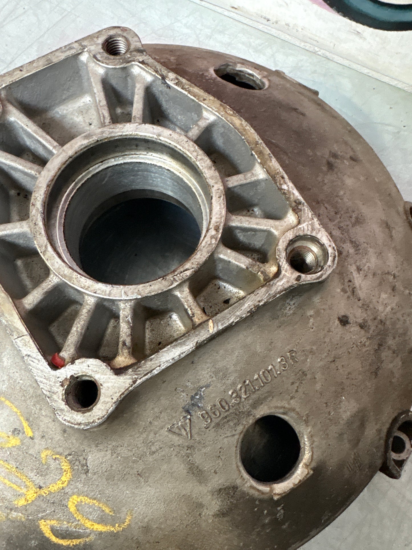 Porsche 928 S4 bell housing, used 9603211013R