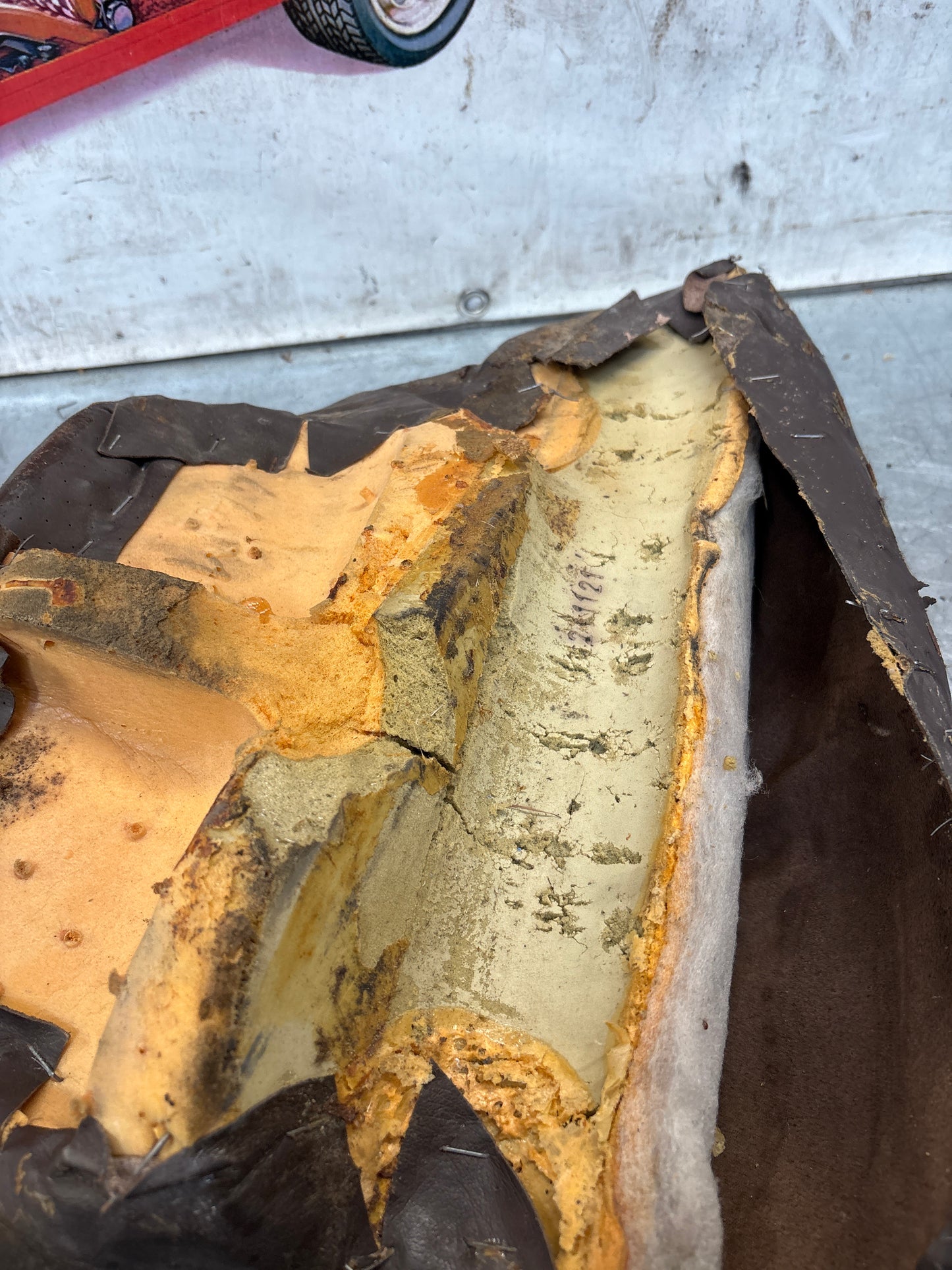 Porsche 928 rear right seat cushion, brown, leather, used 92852206051