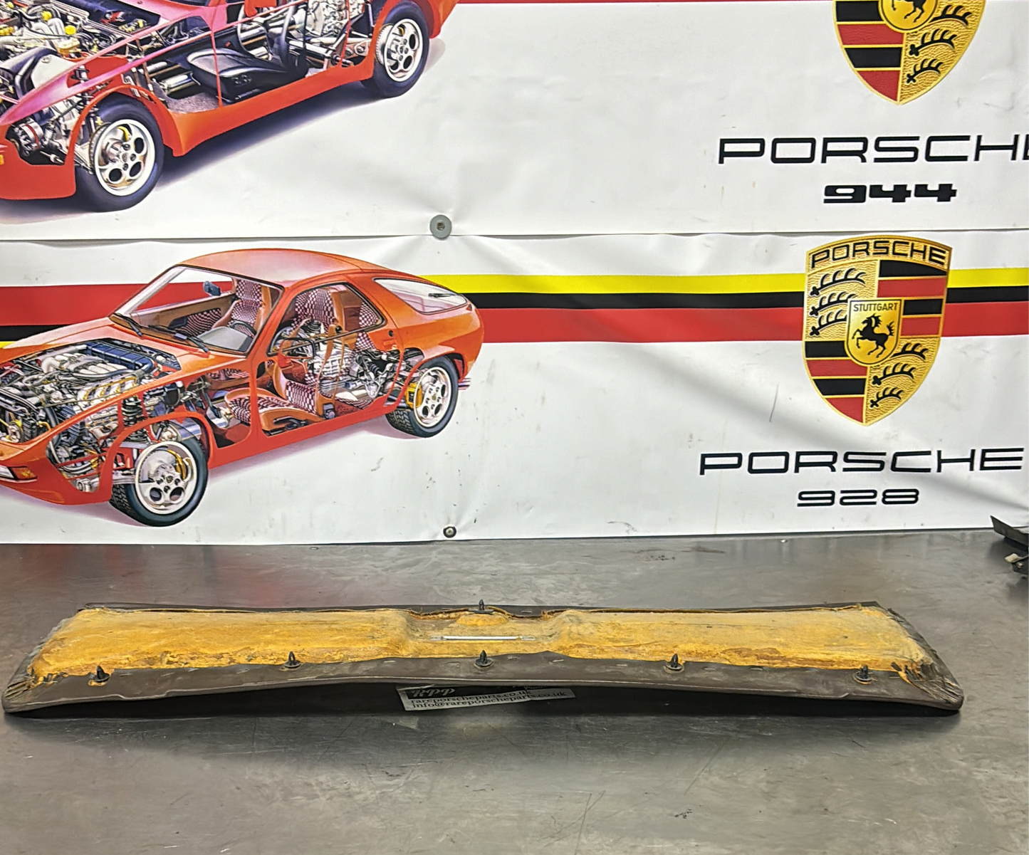 Porsche 928 Brown Roof Lining Trim, used