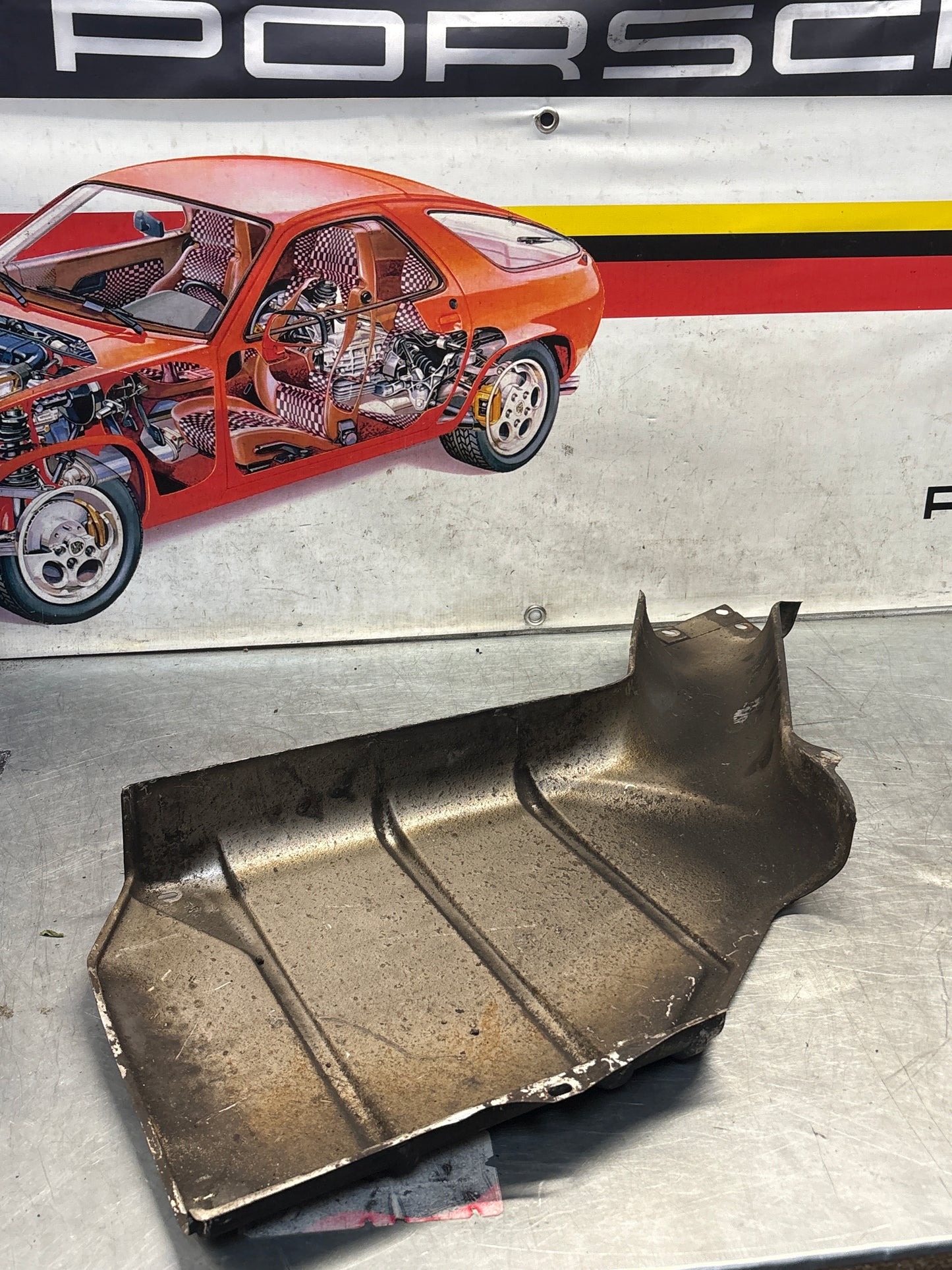 Porsche 928 heat shield protection plate 92850493104 Later type with ribs, used