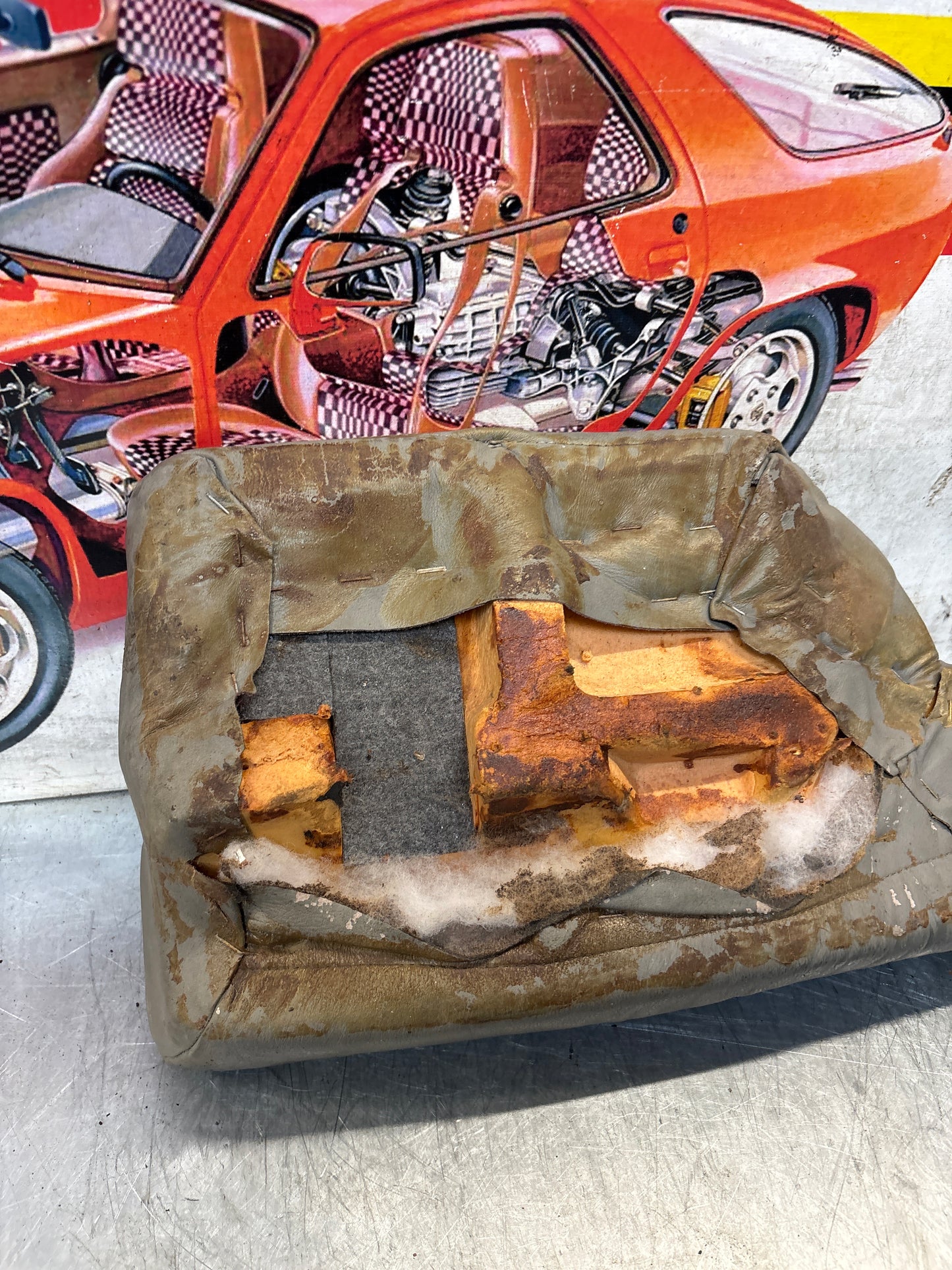 Porsche 928 rear right seat cushion, grey, leather, used 92852206051