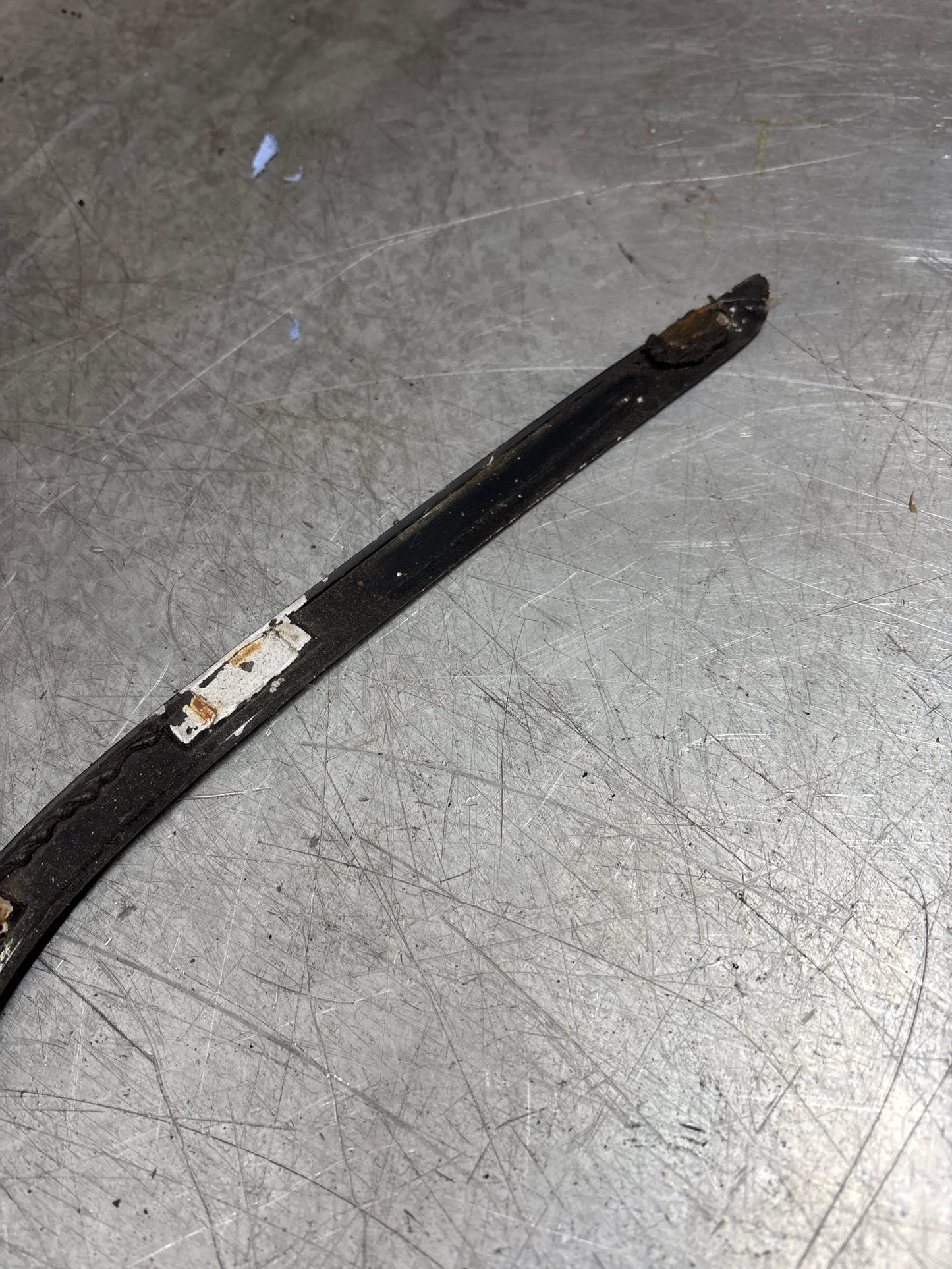 Porsche 944 968 genuine bridge spoiler right hockey stick, 95151240600, used, spares or repair