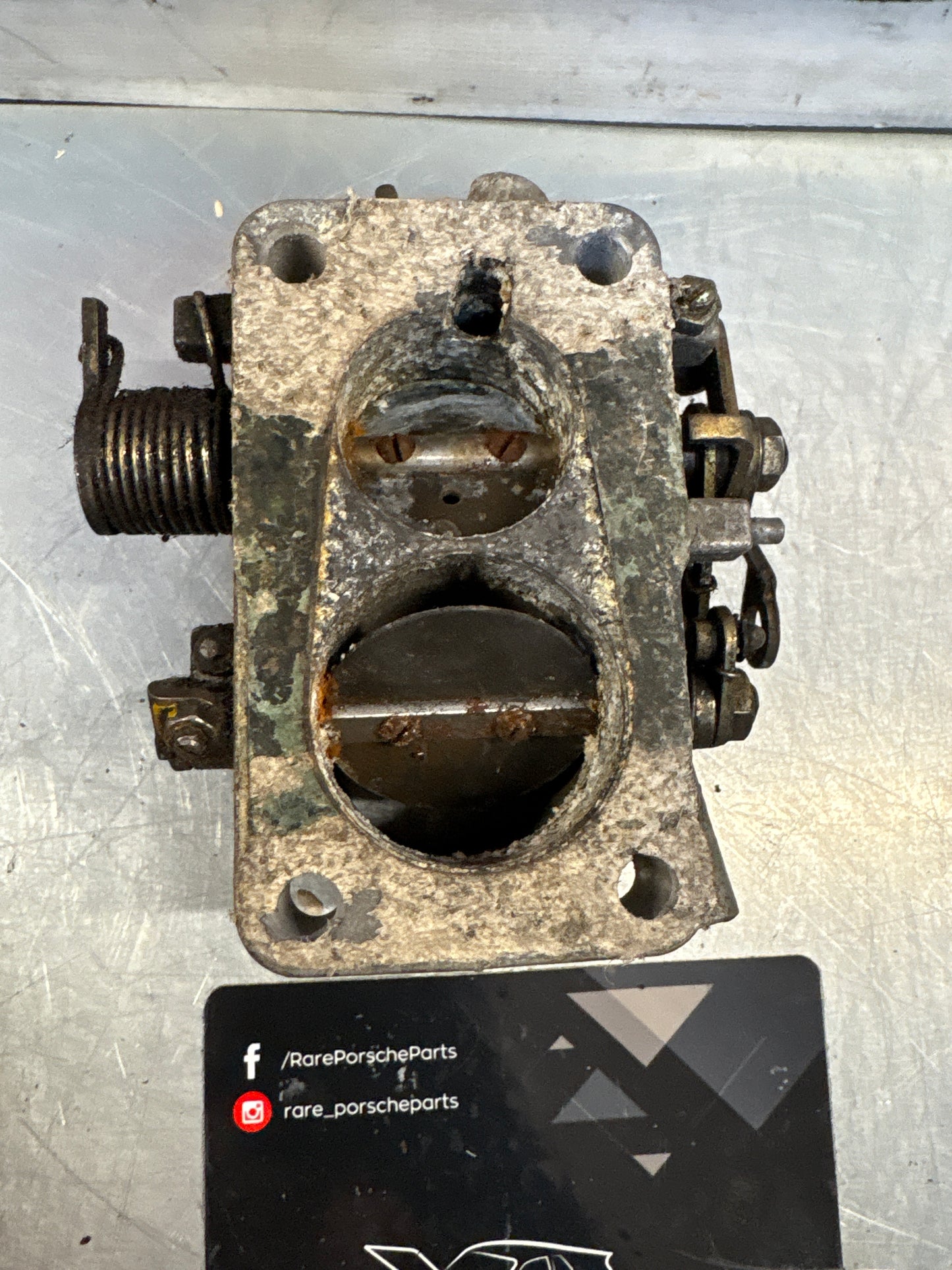 Porsche 924 2.0 Turbo S1 throttle body LHD 93111006105, used, for spares or repair