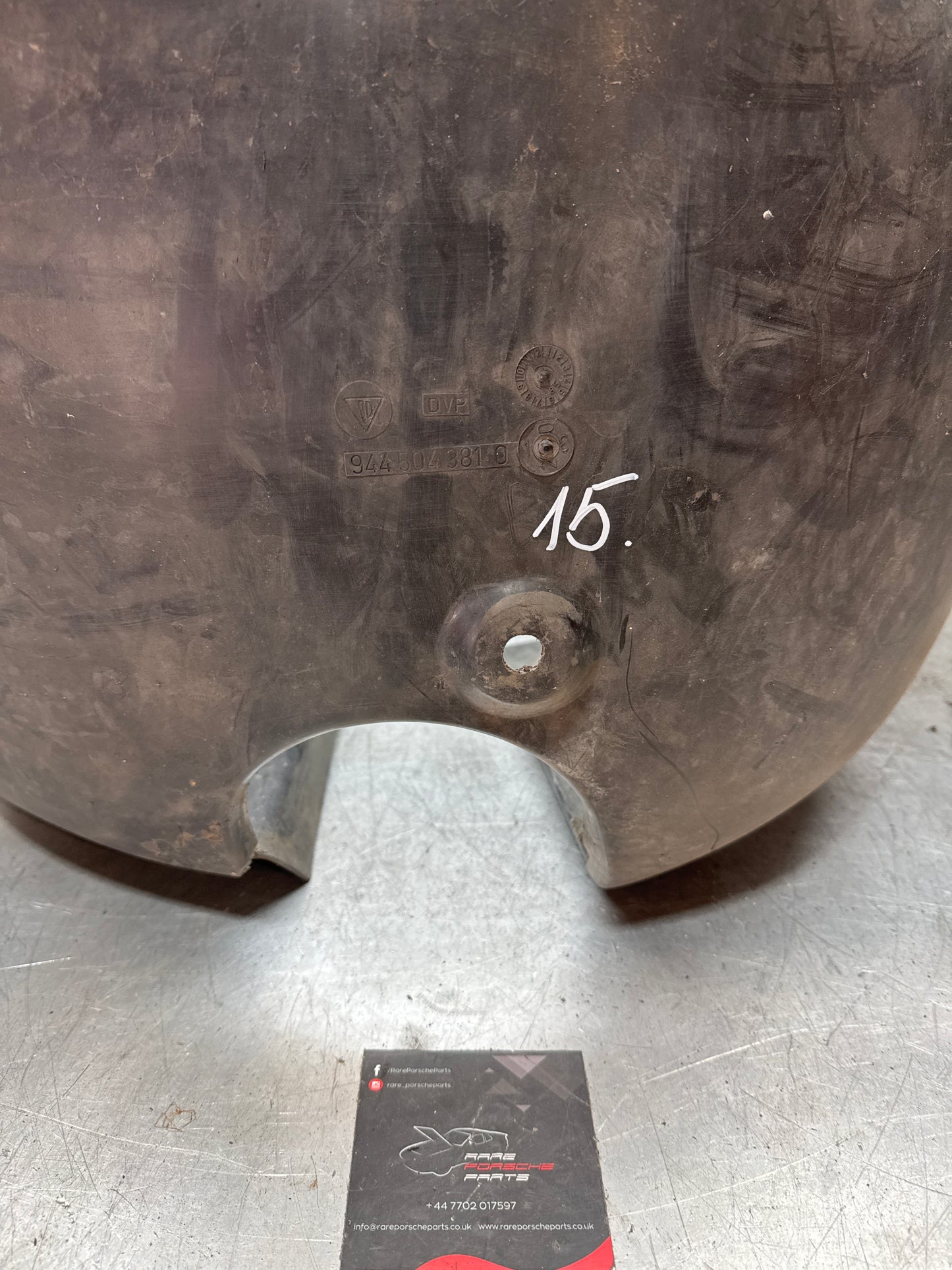 Porsche 944 from 85.5 wheel arch liner Left, 94450438101 spares or repair