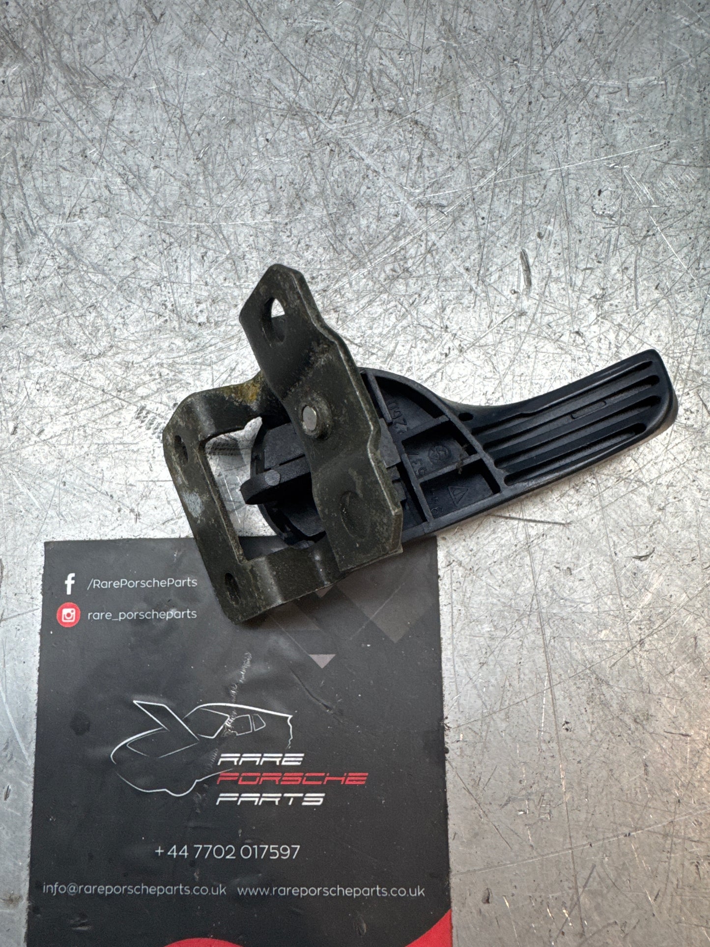 Porsche 944/951 used left Inner door handle, marine blue 94453722600