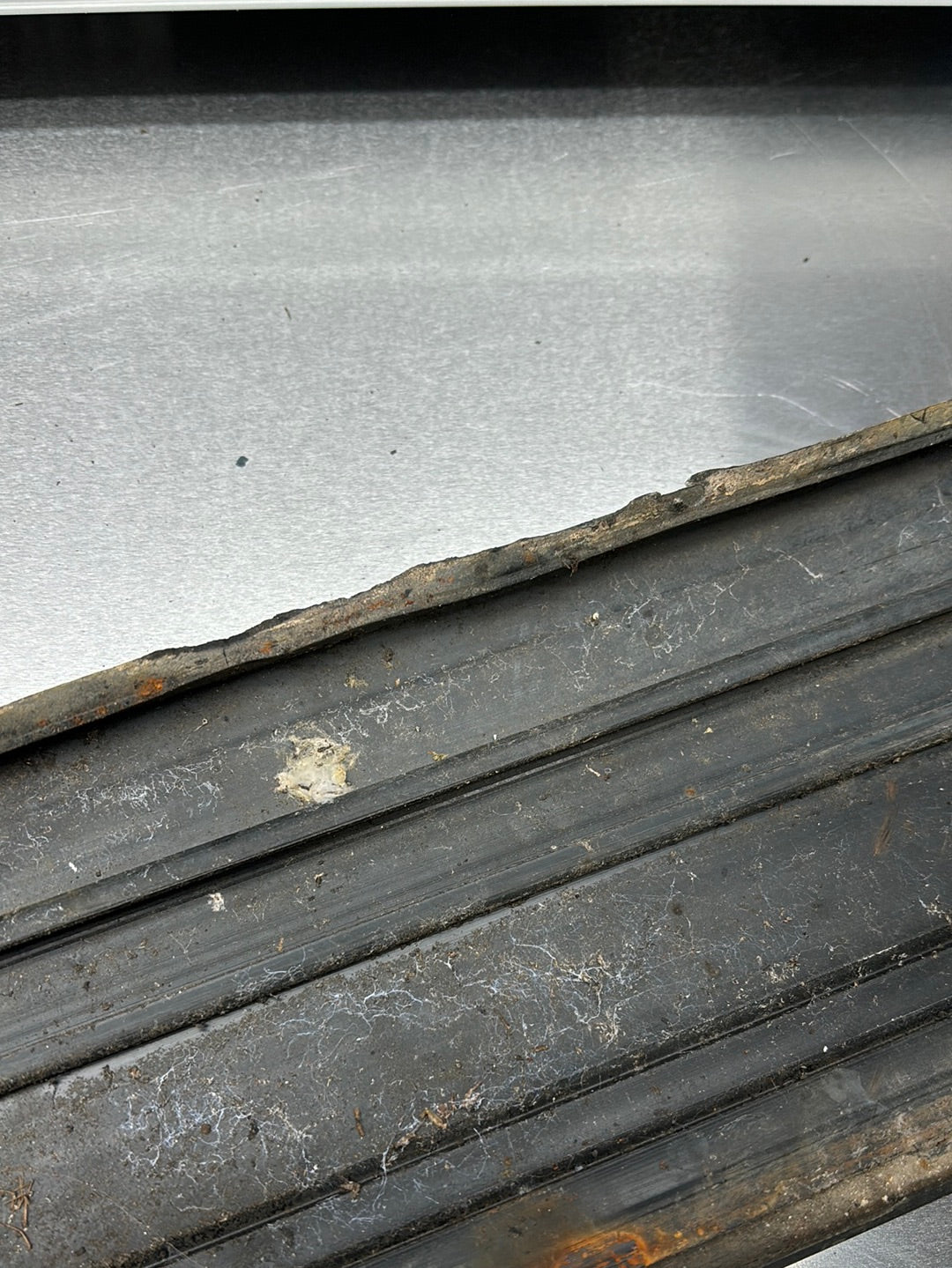 Rivestimento della soglia della Porsche 924 Turbo, copertura sinistra Usato, primo tipo