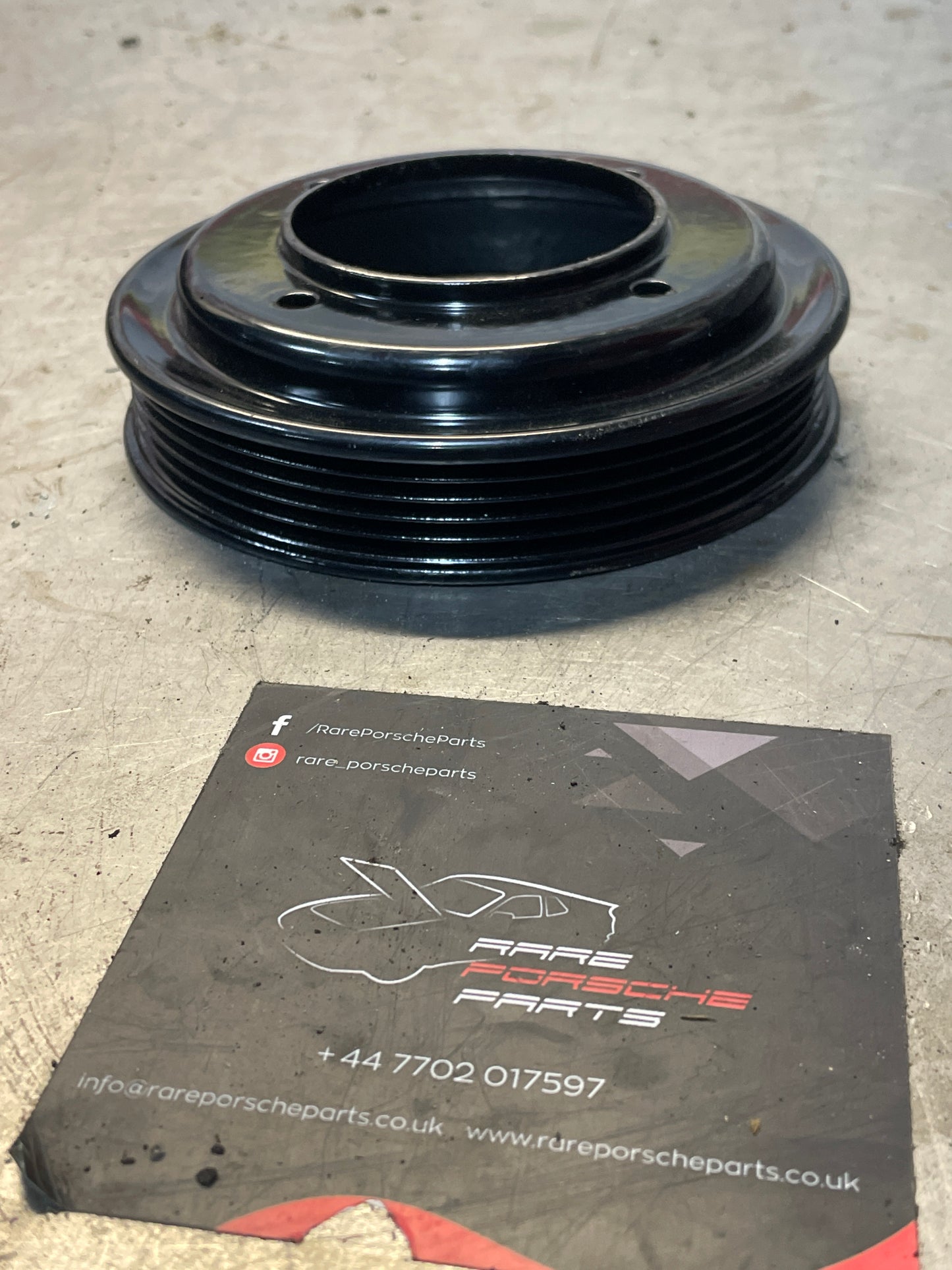 Porsche 944 Pulley, poweder coated refurbished 94410211607