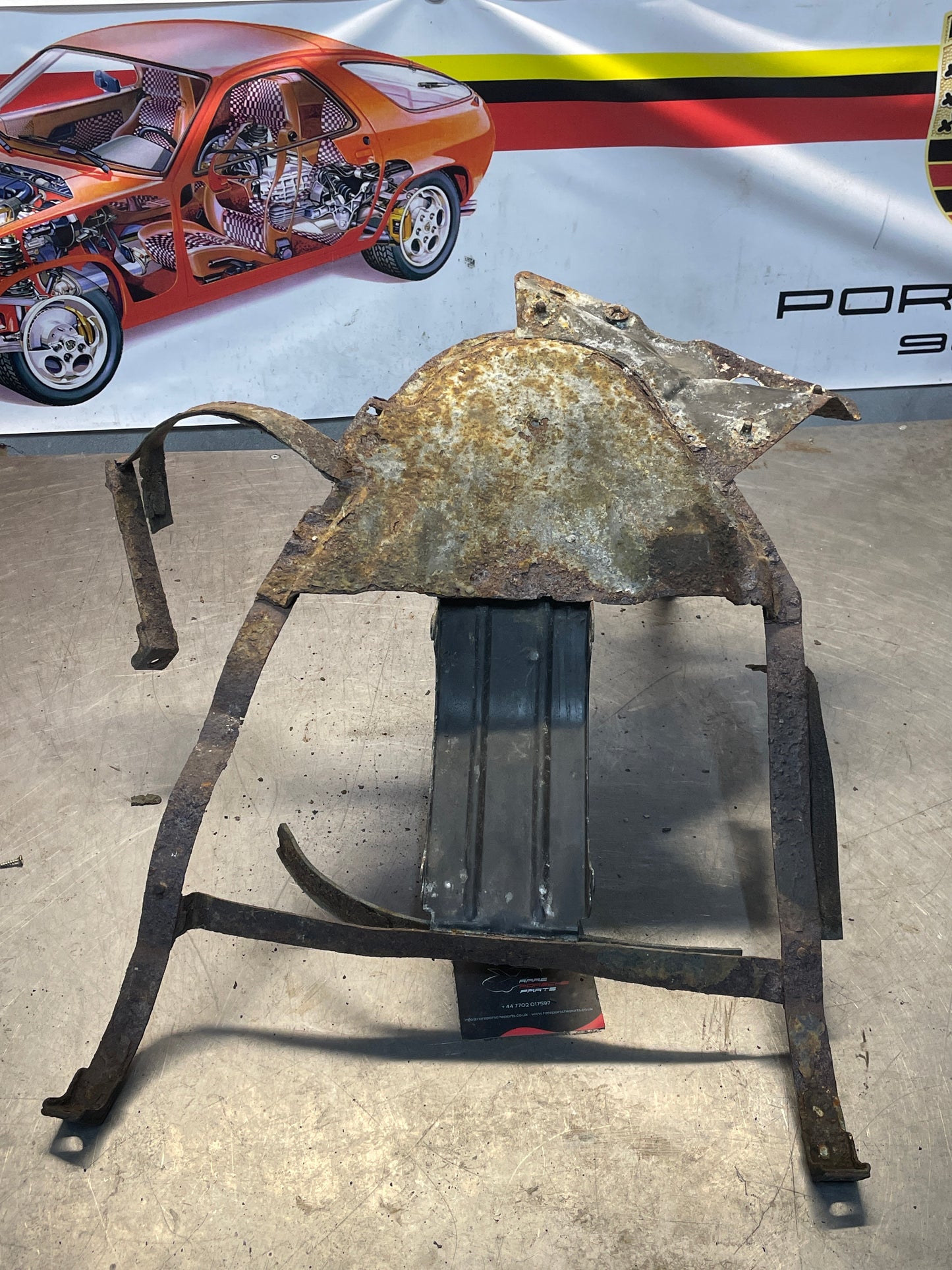 Porsche 928 Fuel Tank Bracket Lower Cover Cradle OEM 1983-86 92820131304 spares or repair