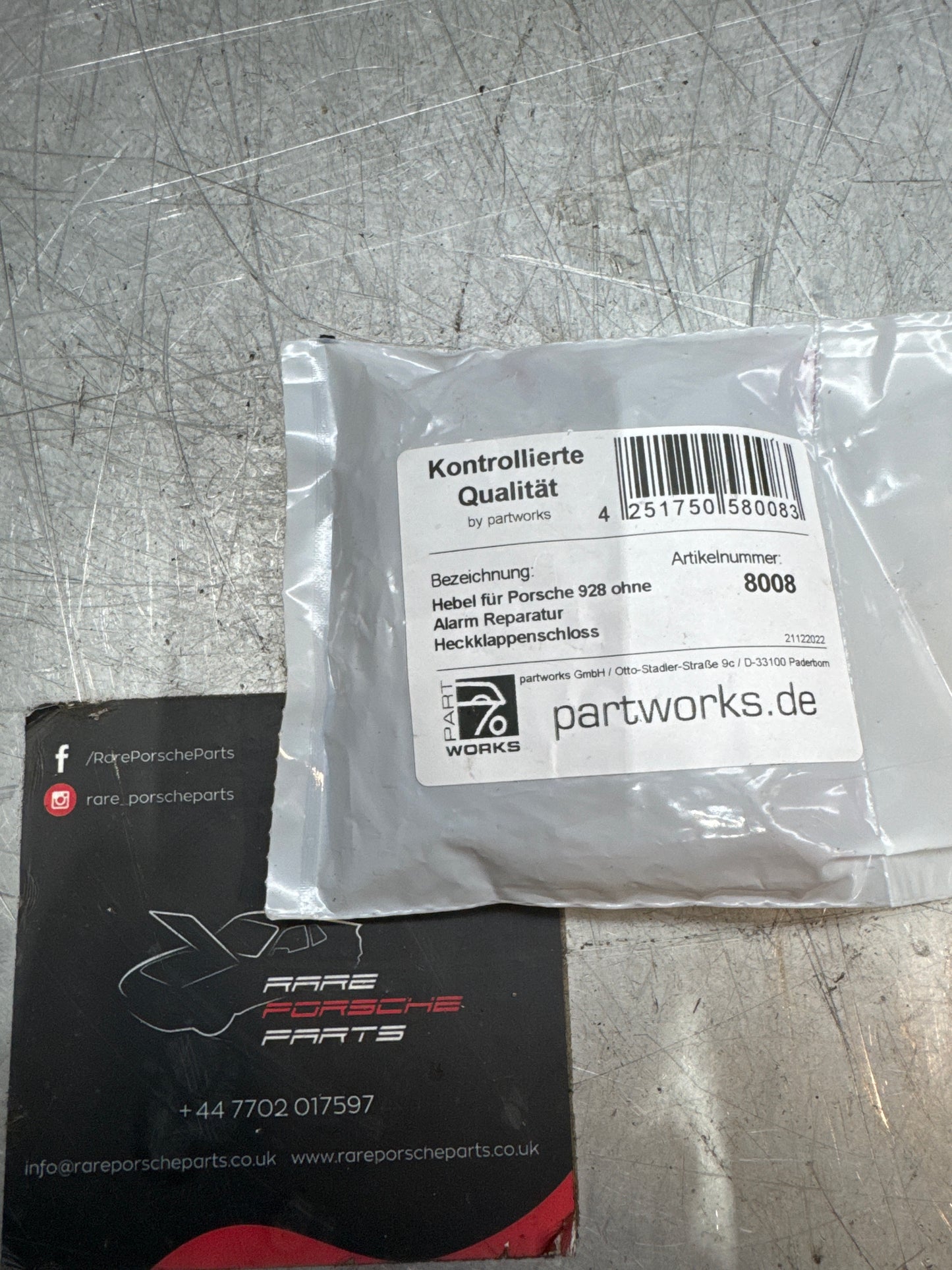 Porsche 928 - 86 boot lock repair kit, no alarm 8008