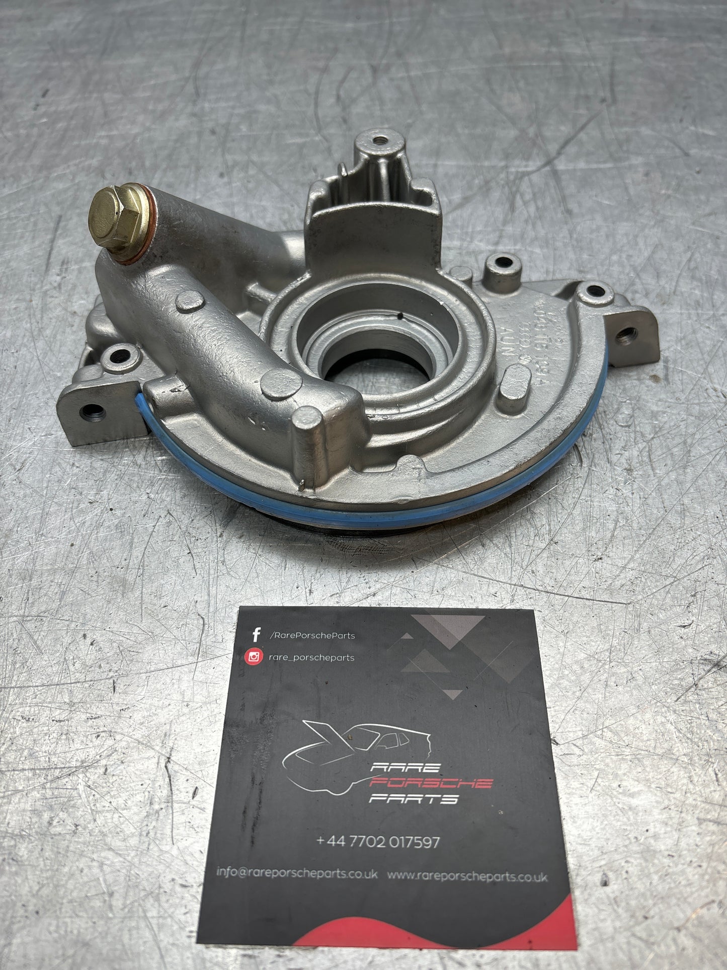 Porsche 924 2.0L oil pump, refurbished 046115109A