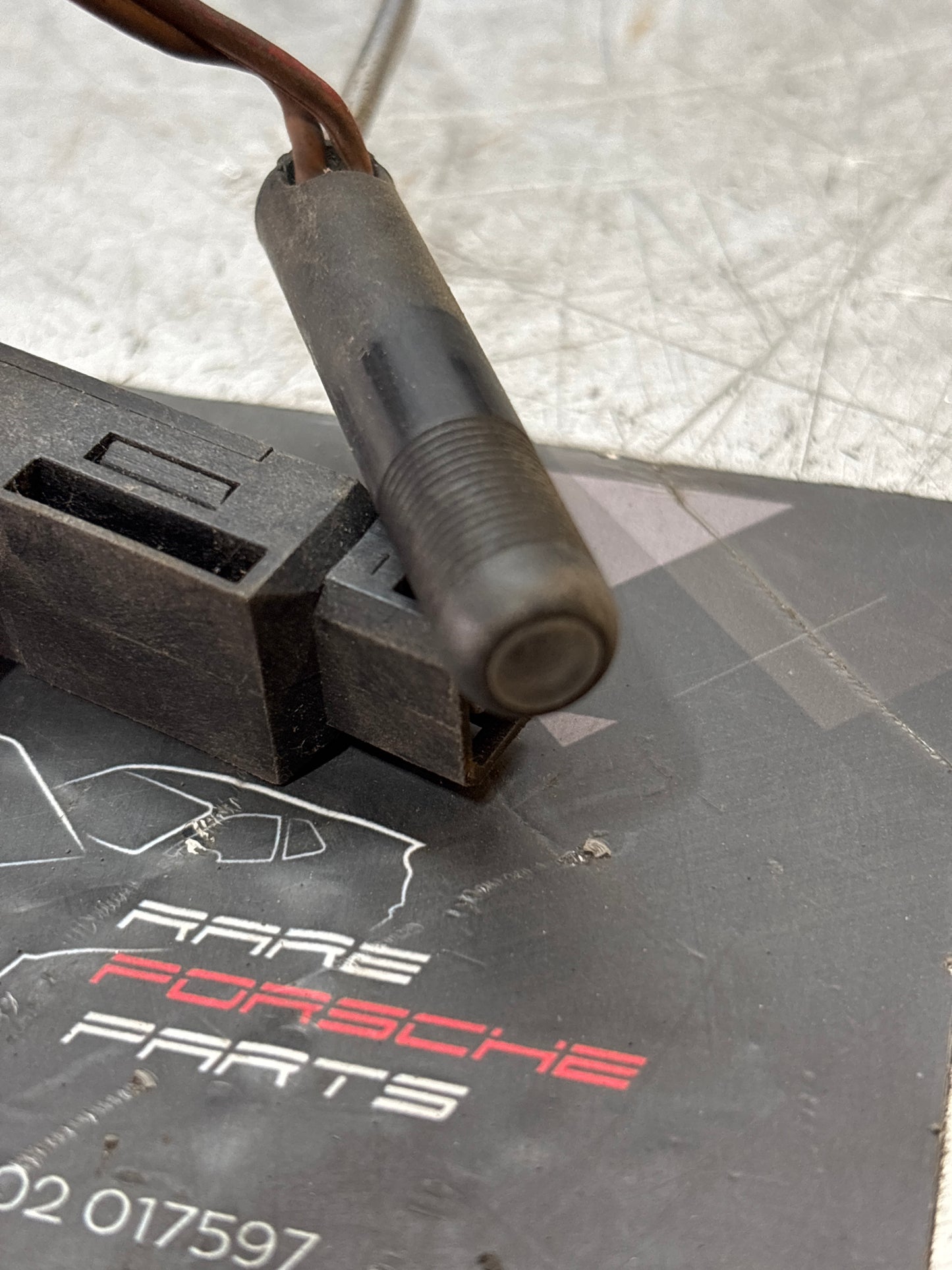 Porsche 944/968. door lock button knob with LED, with rod used 94463713800