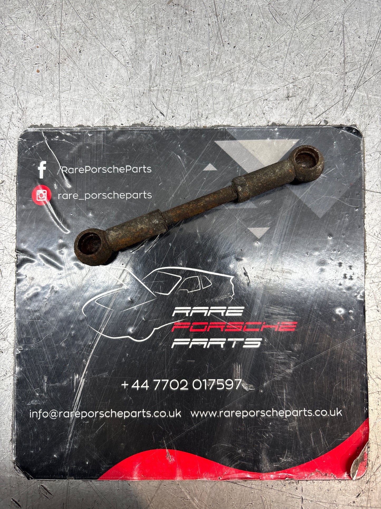 Porsche 944 S2 pull rod 94411023400 used