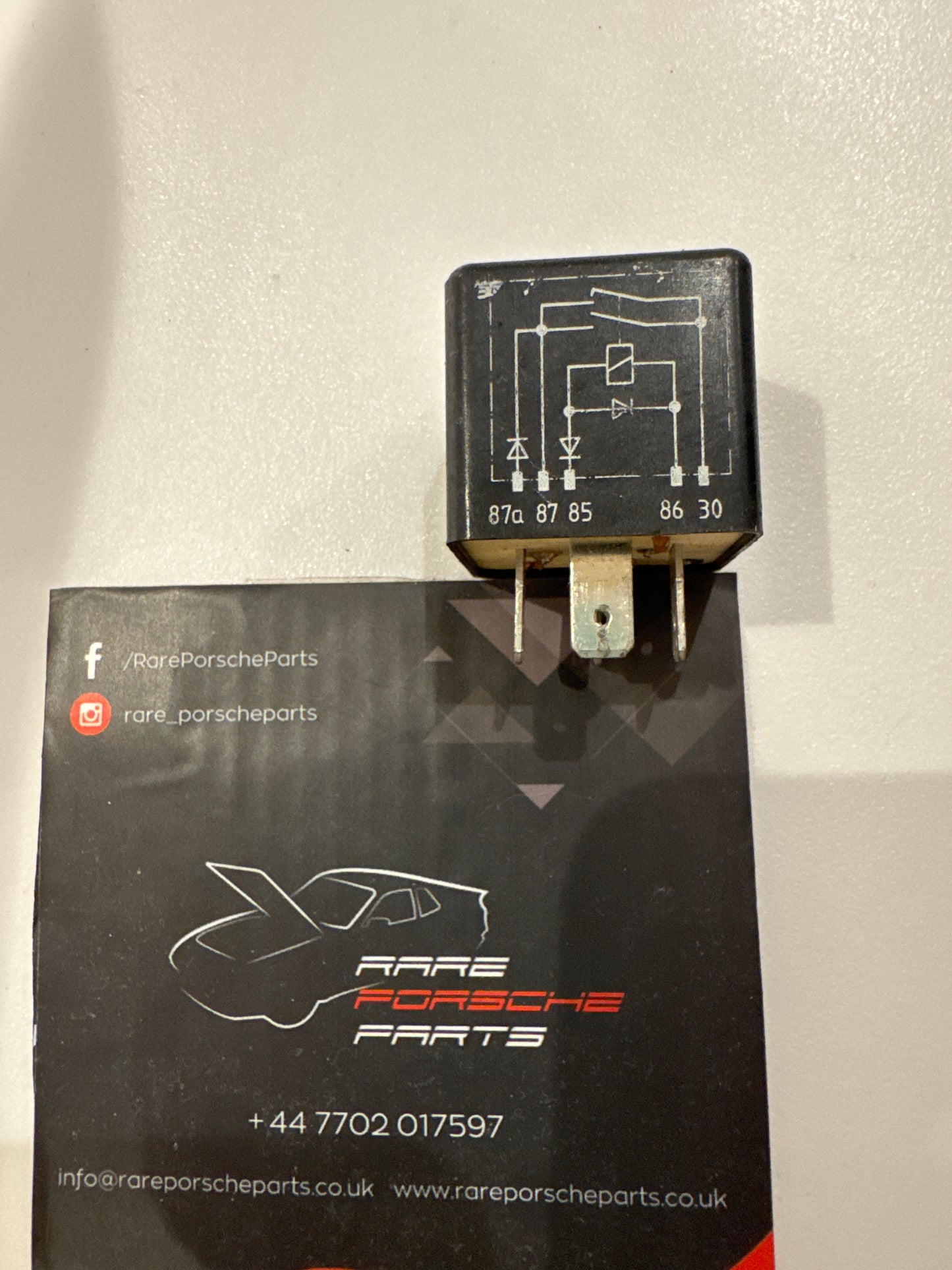 Porsche 964 brake booster relay 96461513500 used