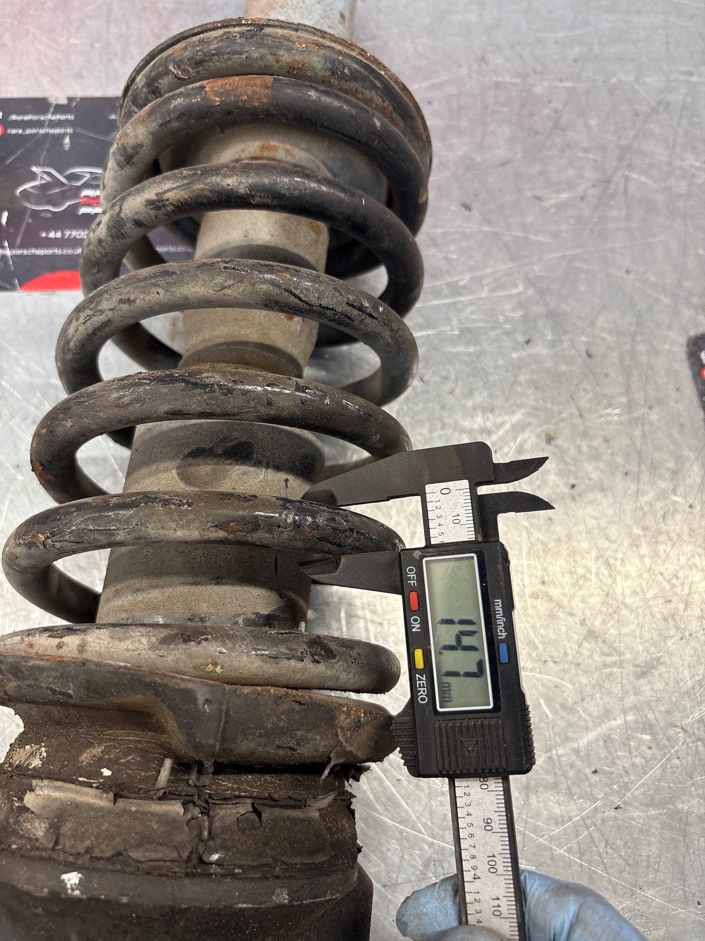 Porsche 928 Front shock absorber, used 92834305507