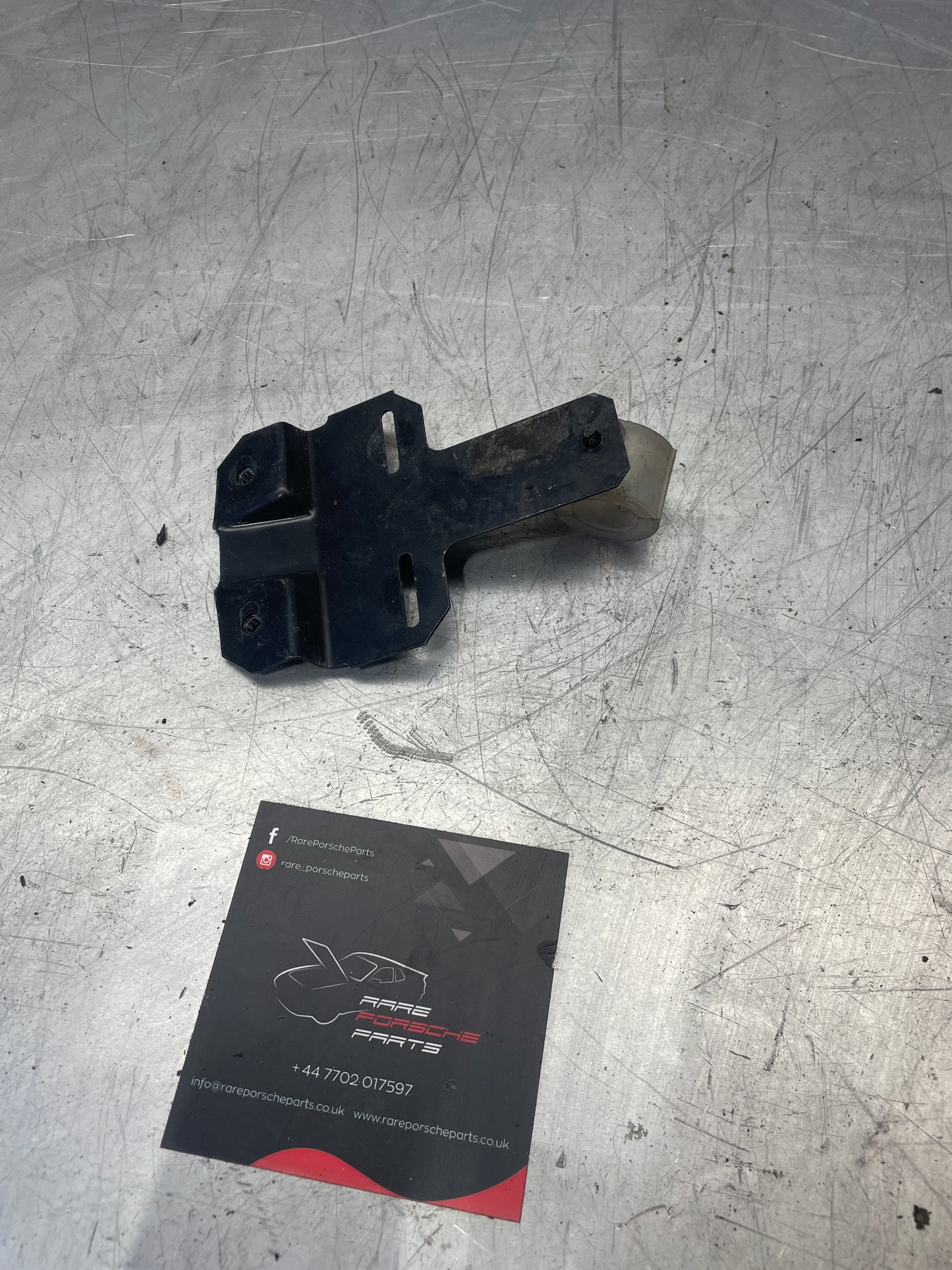 Porsche 924S 928 944 Central locking solenoid bracket for 94462421100 used