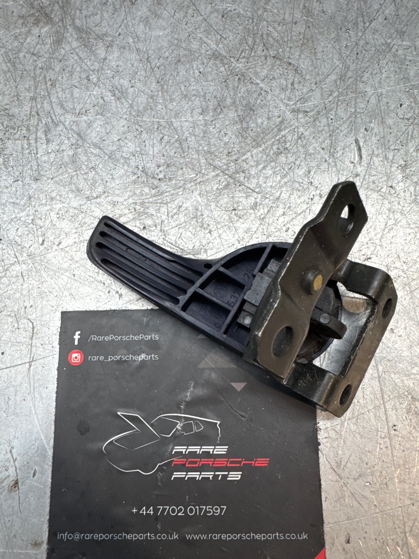 Porsche 944/951 used left Inner door handle,cobalt blue 94453722500