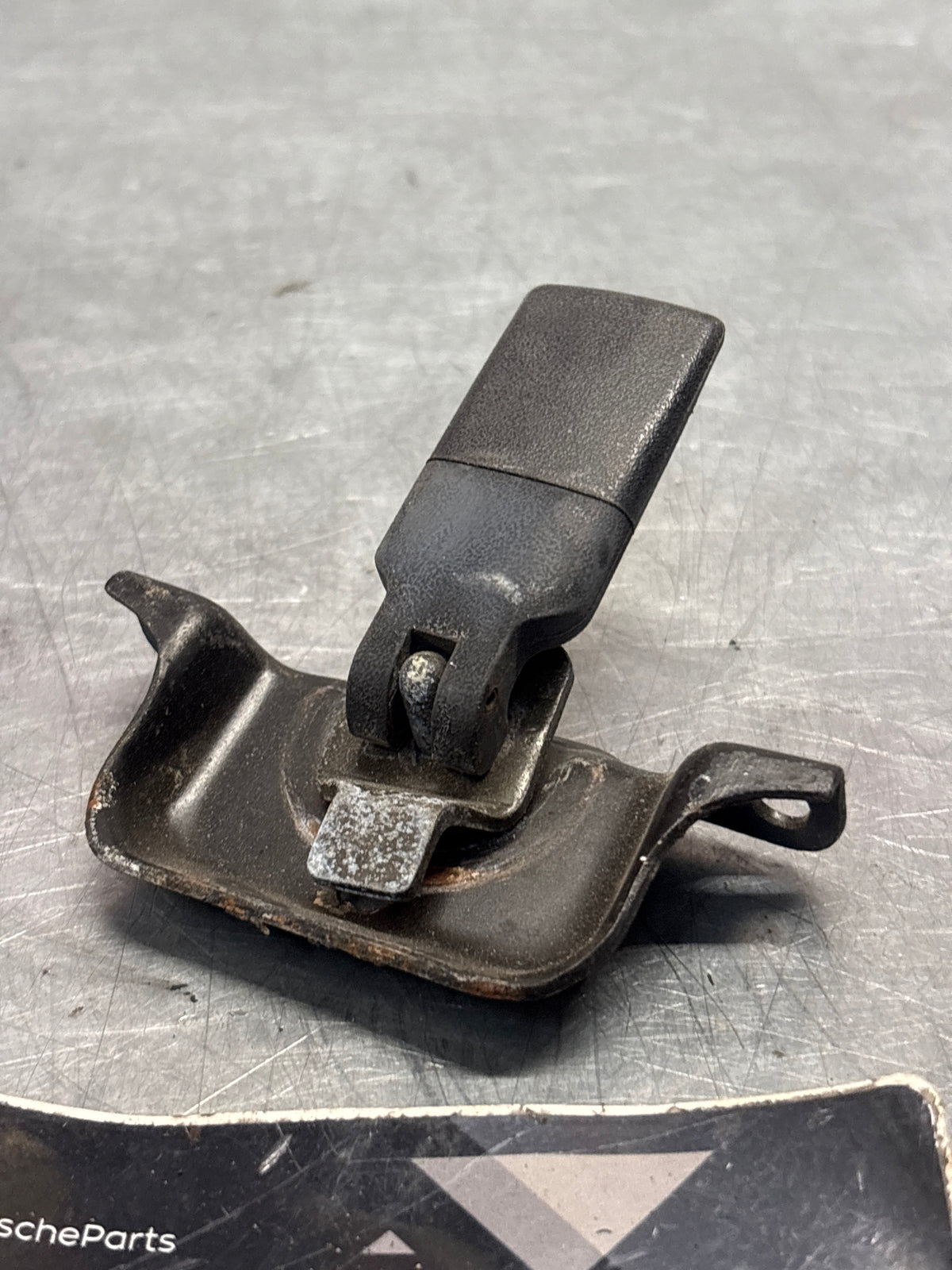 Porsche 924 / 944 rear manual sunroof / targa roof hinge, used 477871649