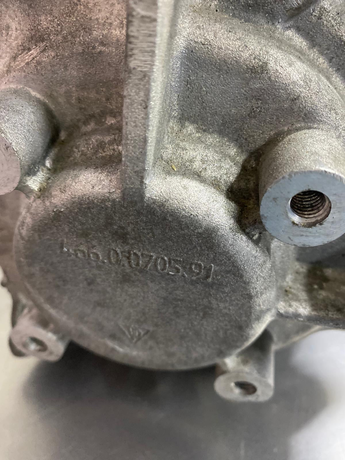 Porsche Cayman 981 GT4 Schaltgetriebe 98130002022 gebraucht EU