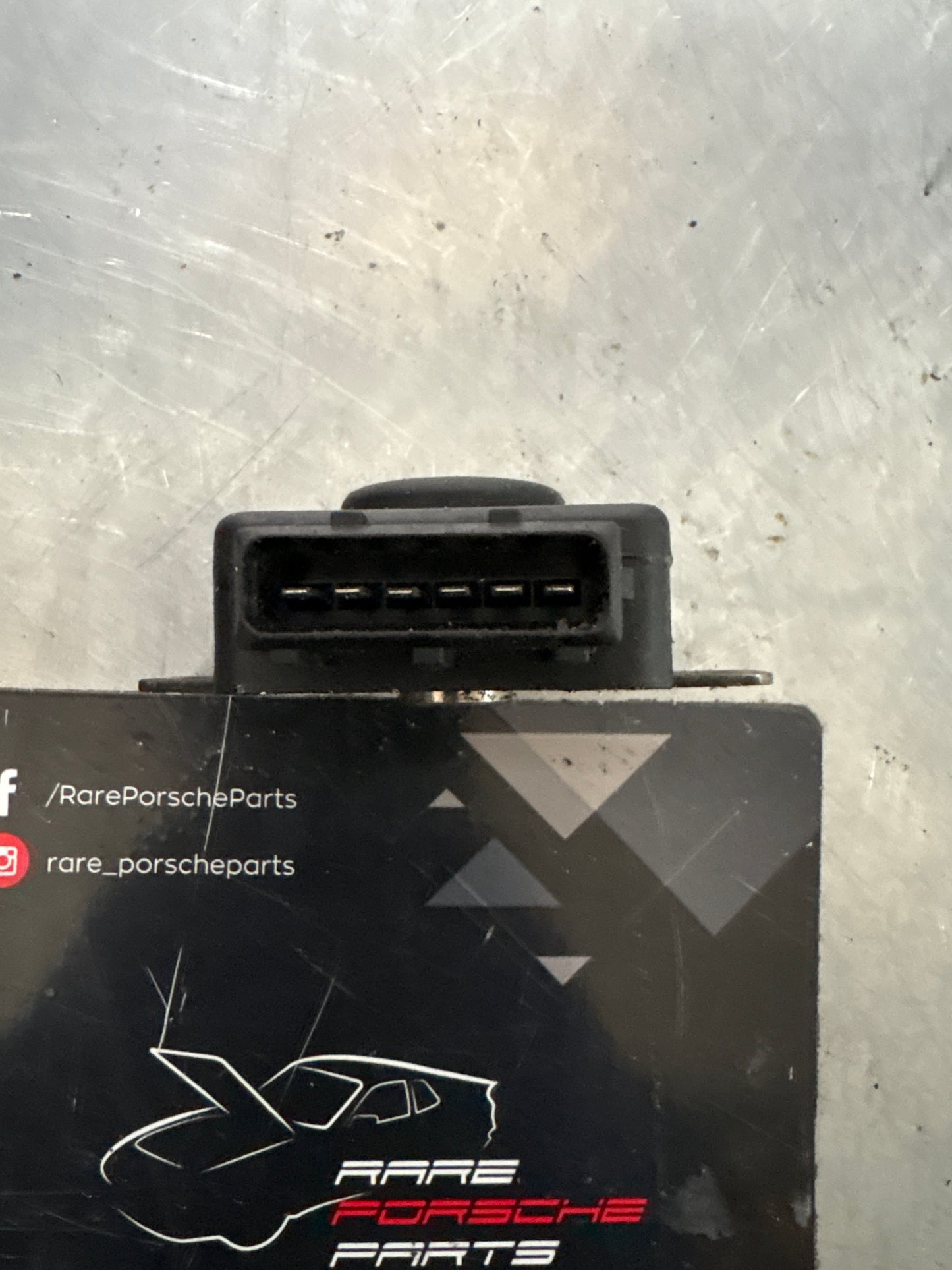 Porsche 944 Turbo Bosch fuel injection timing sensor / throttle position sensor, used 0280120400