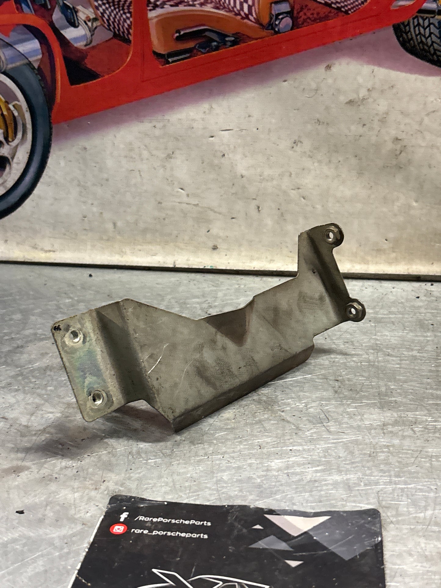 Porsche 944 Turbo intake manifold cover plate, used 95111031501