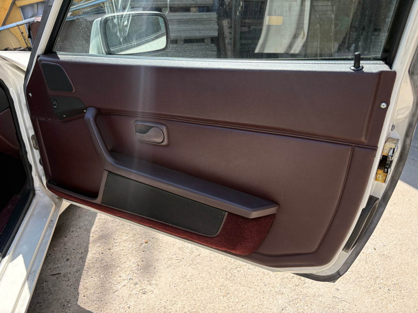 Porsche 944 Turbo/S2 complete Burgundy Interior with Recaro Sport seats, LHD