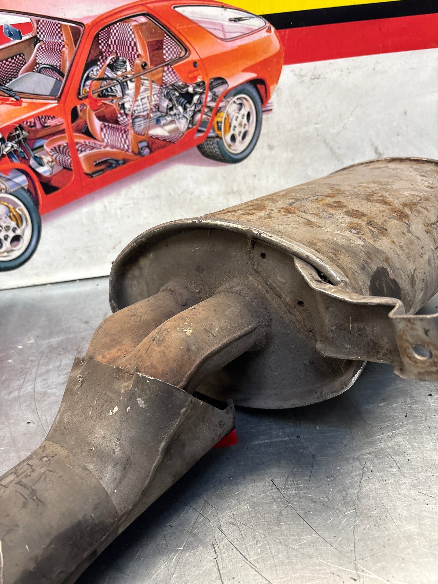 Porsche 928 rear exhaust box, used 92811109701