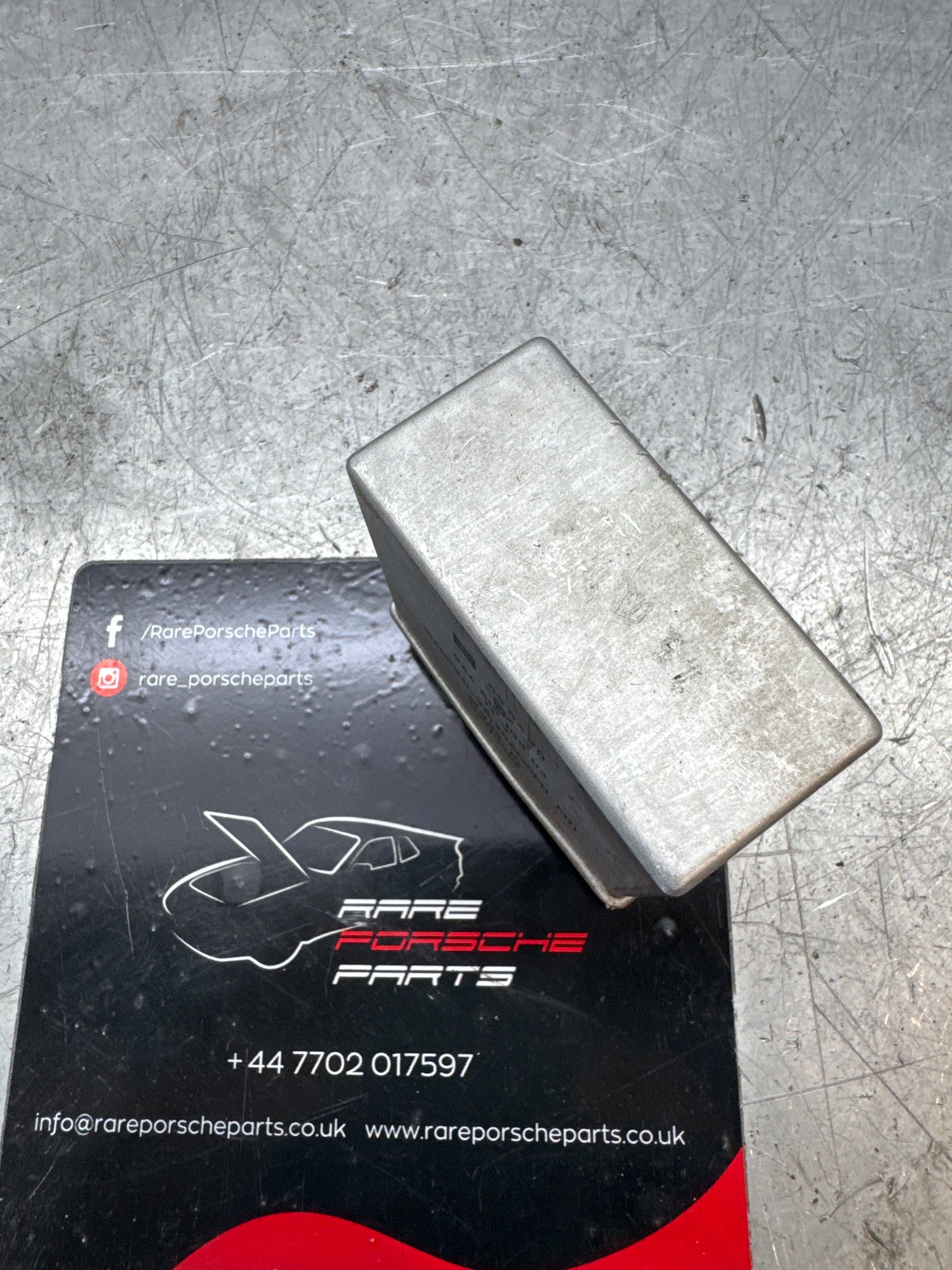 Porsche 944 radiator fan relay 94461510502 used