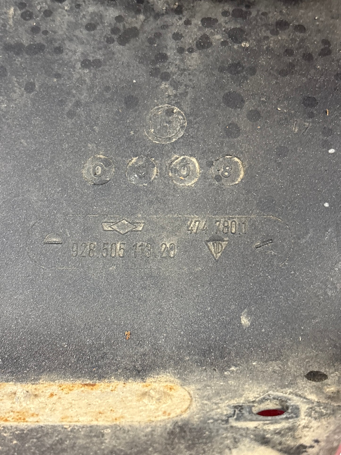 Porsche 928 S4/GTS front bumper, used 92850511320