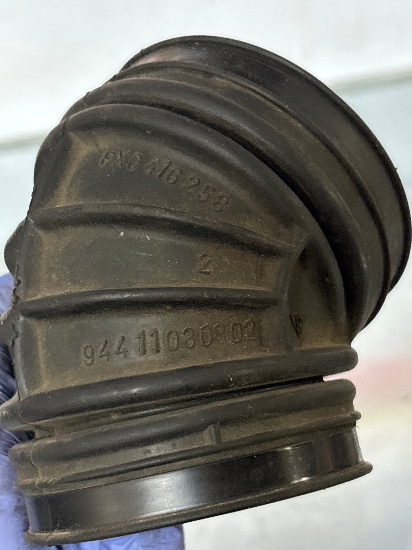 Porsche 968 throttle to MAF boot, used 94411030802