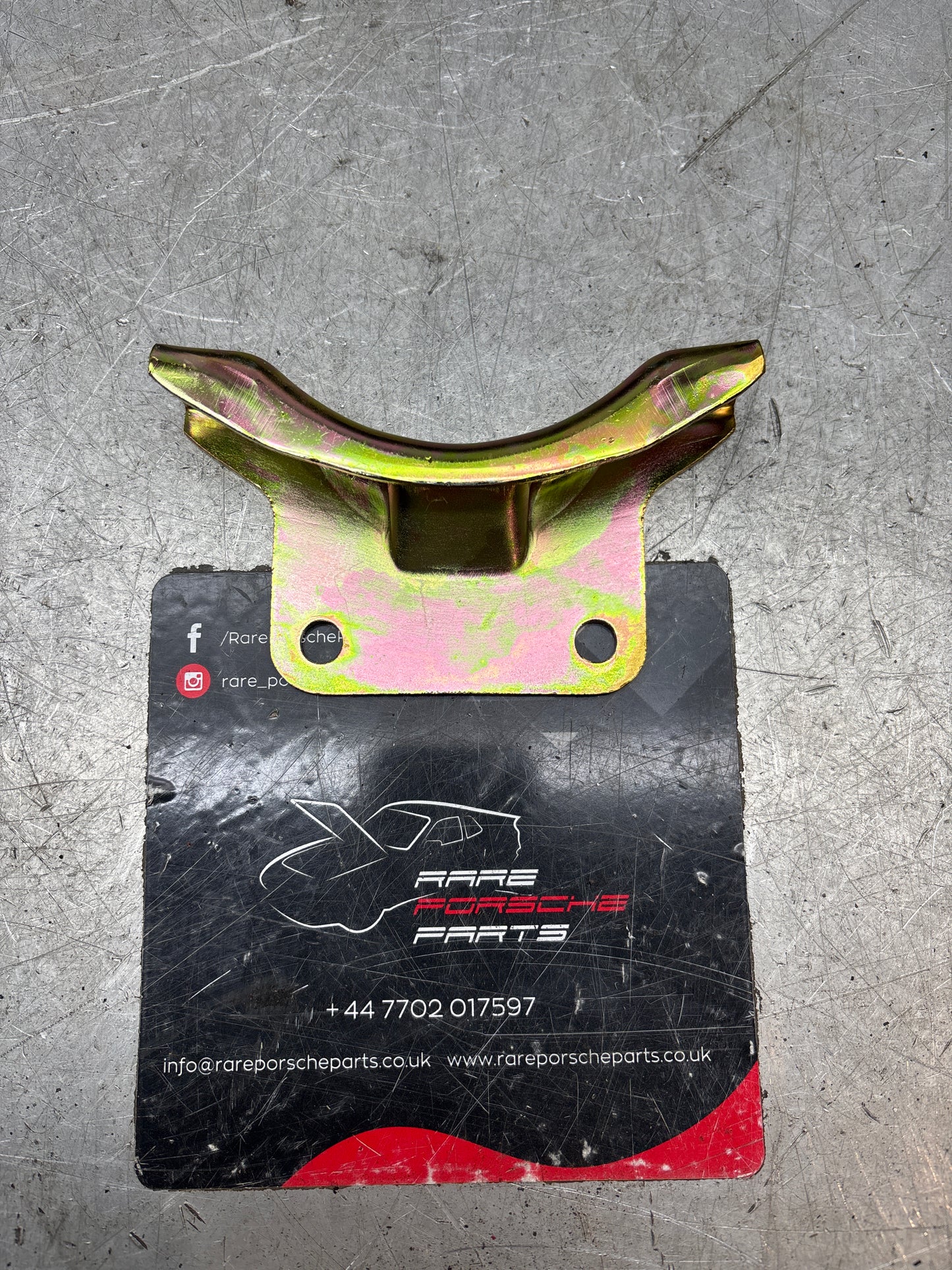 Porsche 928 exhaust hook, bracket for manual gearbox refurbished 92811106100
