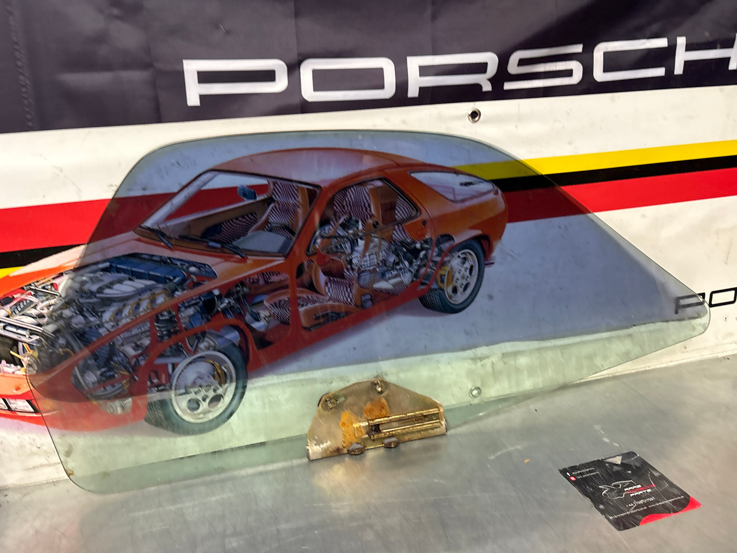 Porsche 928 left hand side green door window glass, tinted 92853710102 used