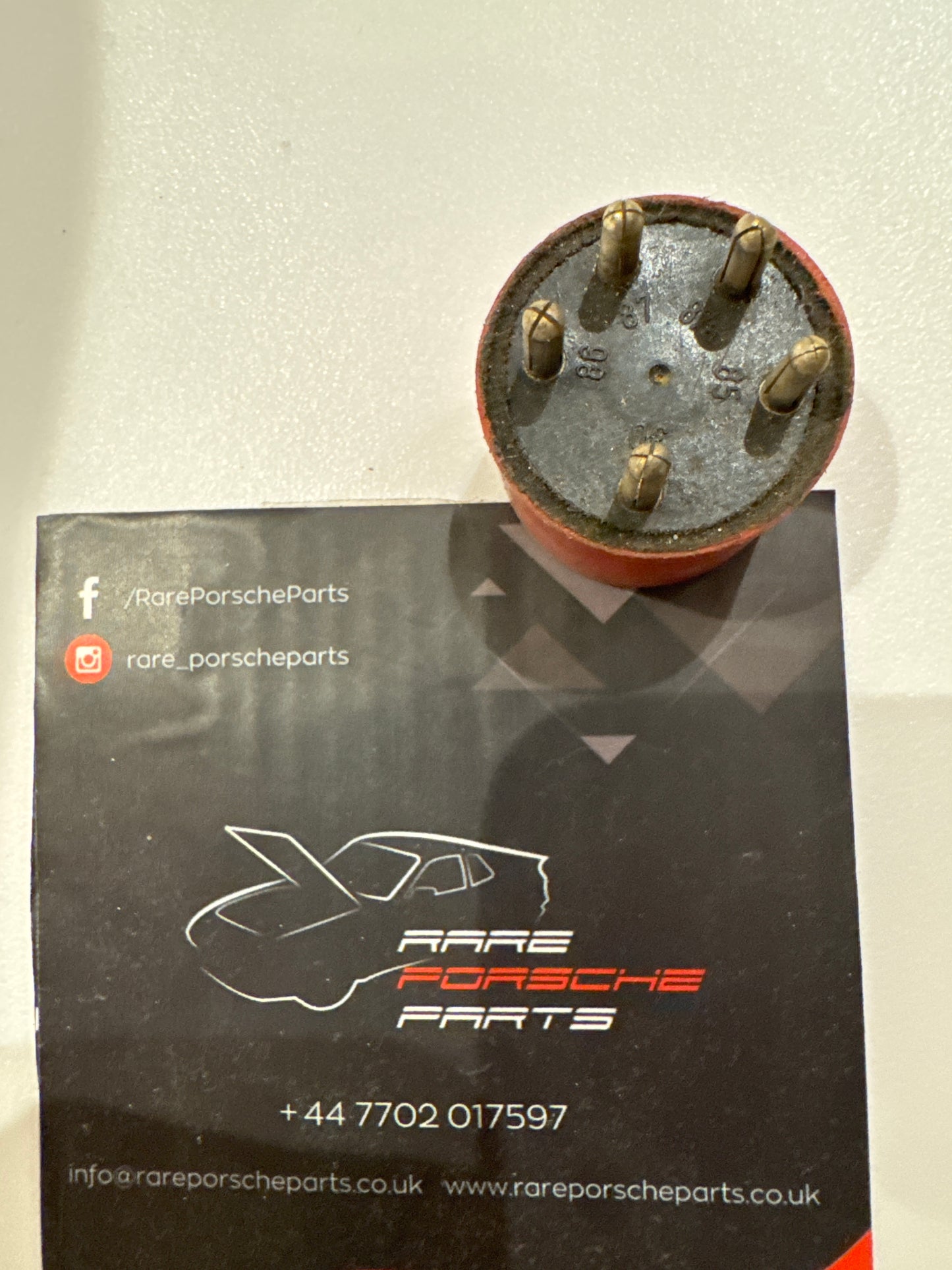 Porsche 911 fuel pump relay red 91161510801 used