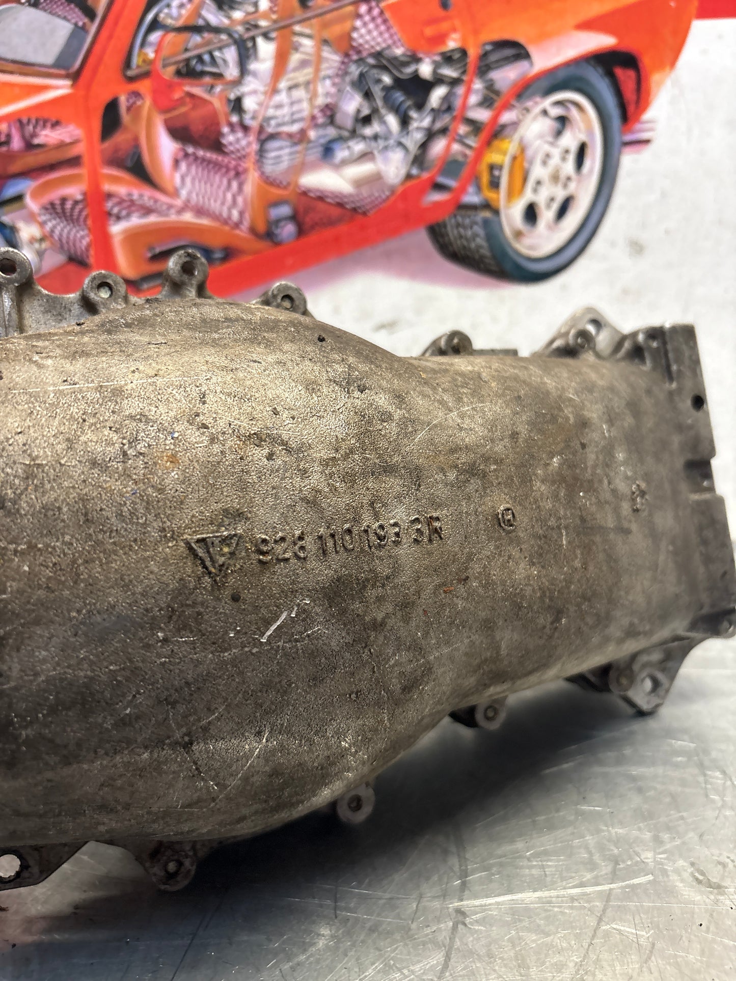 Porsche 928 throttle body, used 9281101933R / 0438120107