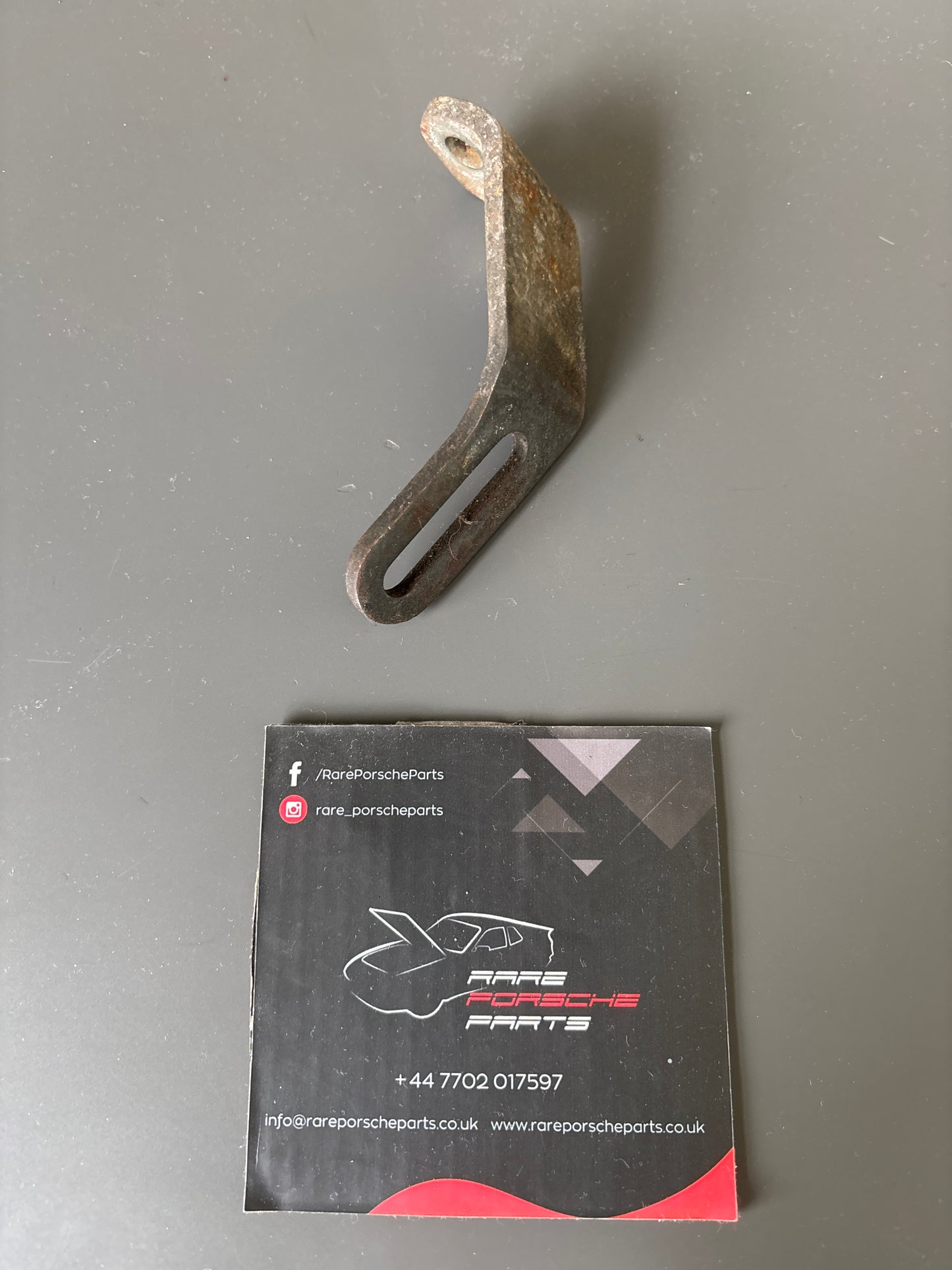 Staffa alternatore Porsche 924, 046903255B usato, solo guida a destra
