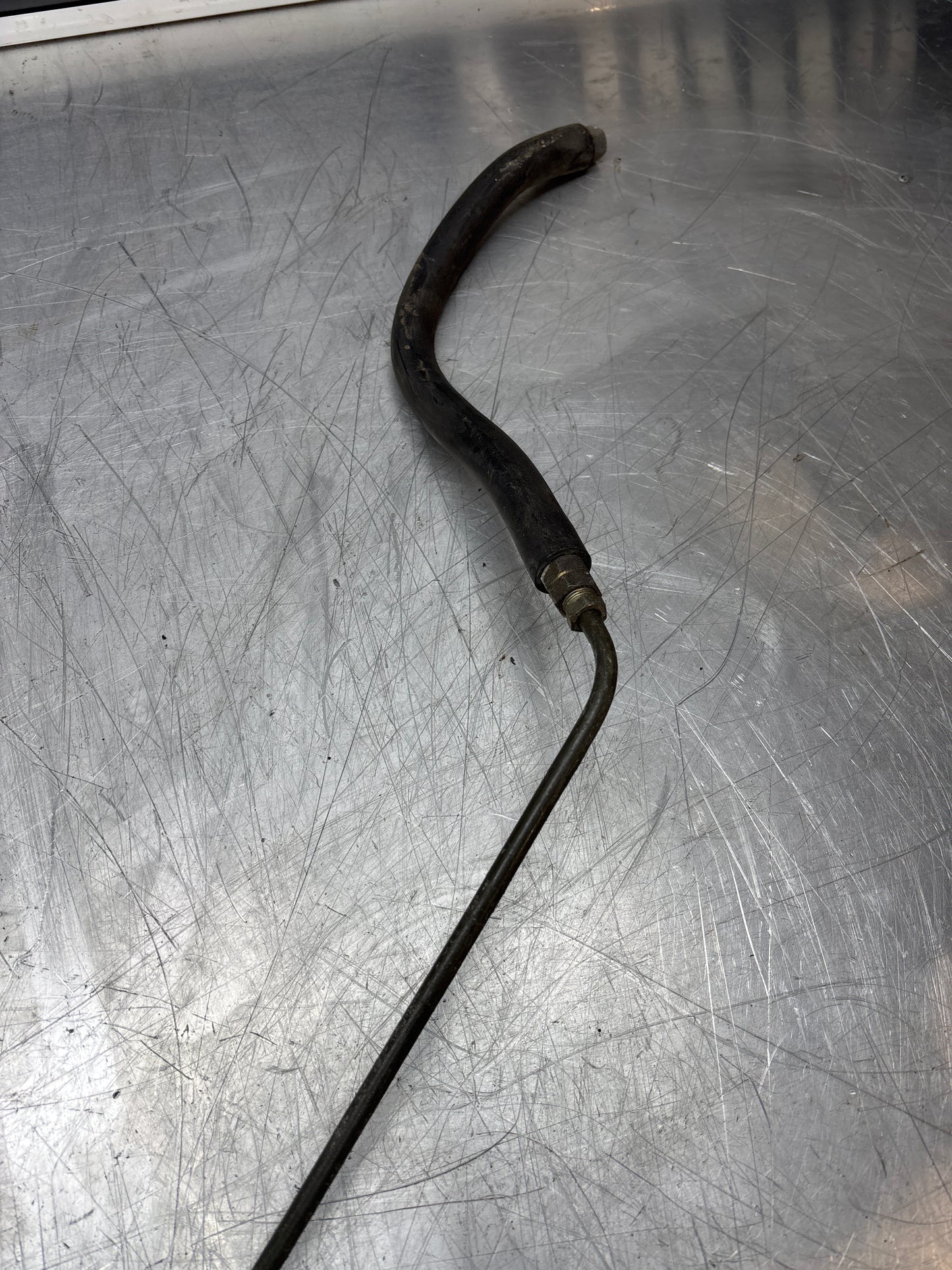 Porsche 944 fuel return line, used, 94435693710, used