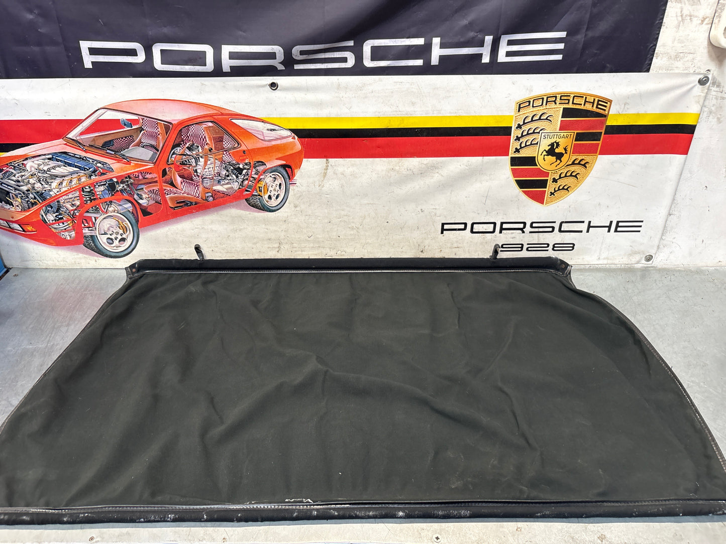 Porsche 944 89- / 968 Rear Luggage compartment cover, BLACK. For cars with rear seats, split 9445550270270G