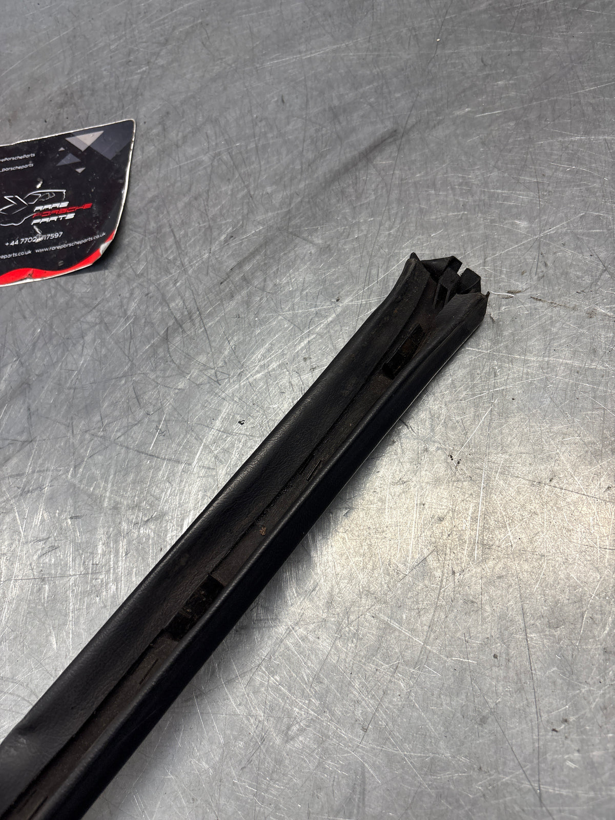 Porsche 928 tailgate trim, right, off side, black, 92855503802, used