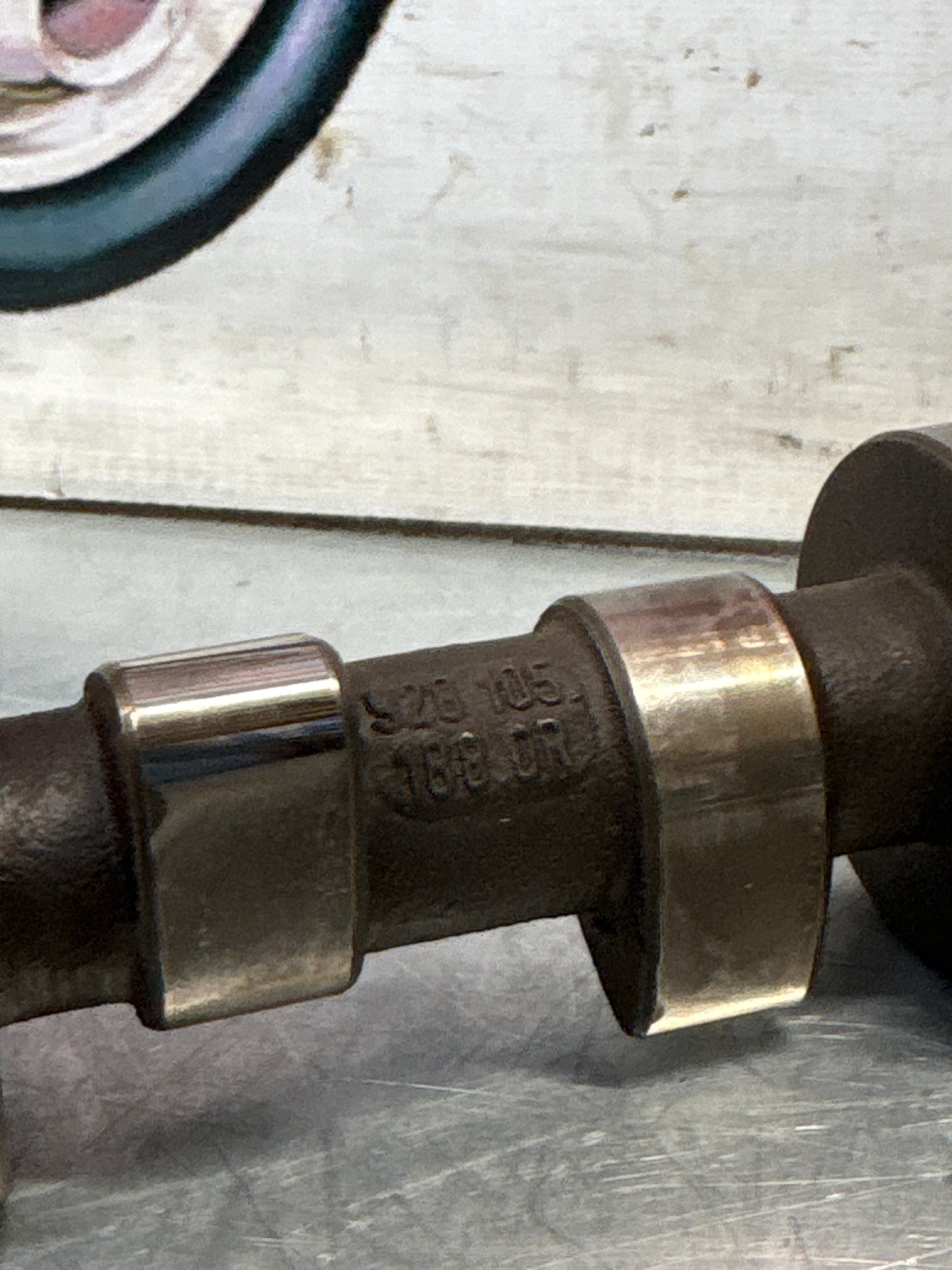 Porsche 928 cam shaft, for spares or repair 9281051880R