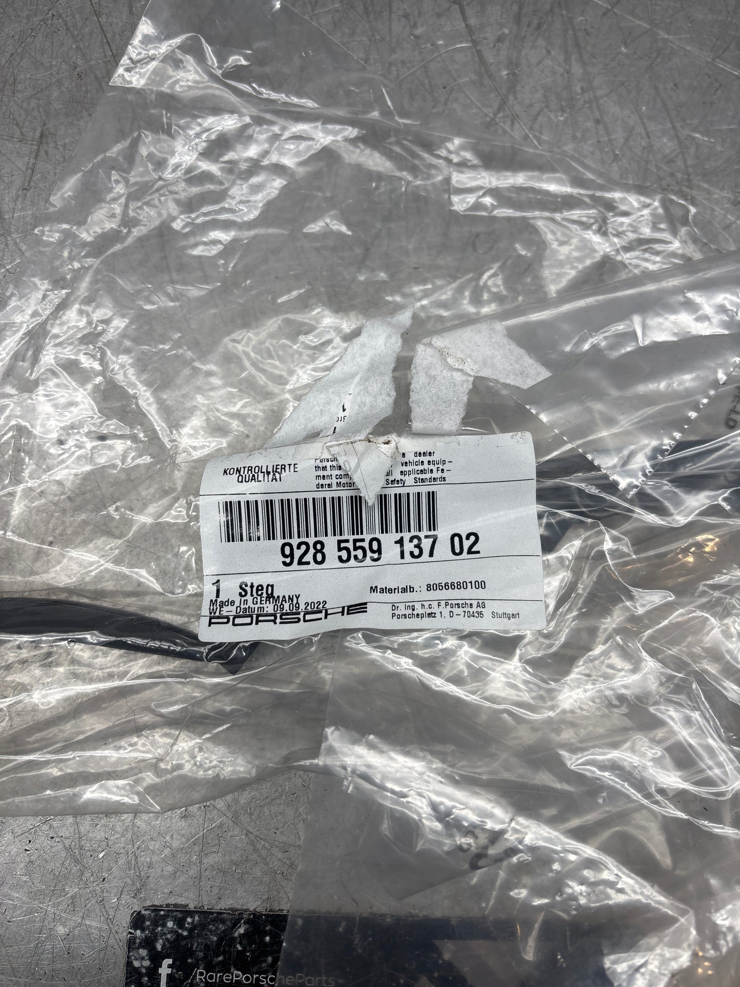 Porsche 928 928S front grill inner plastic bracket 92855913702