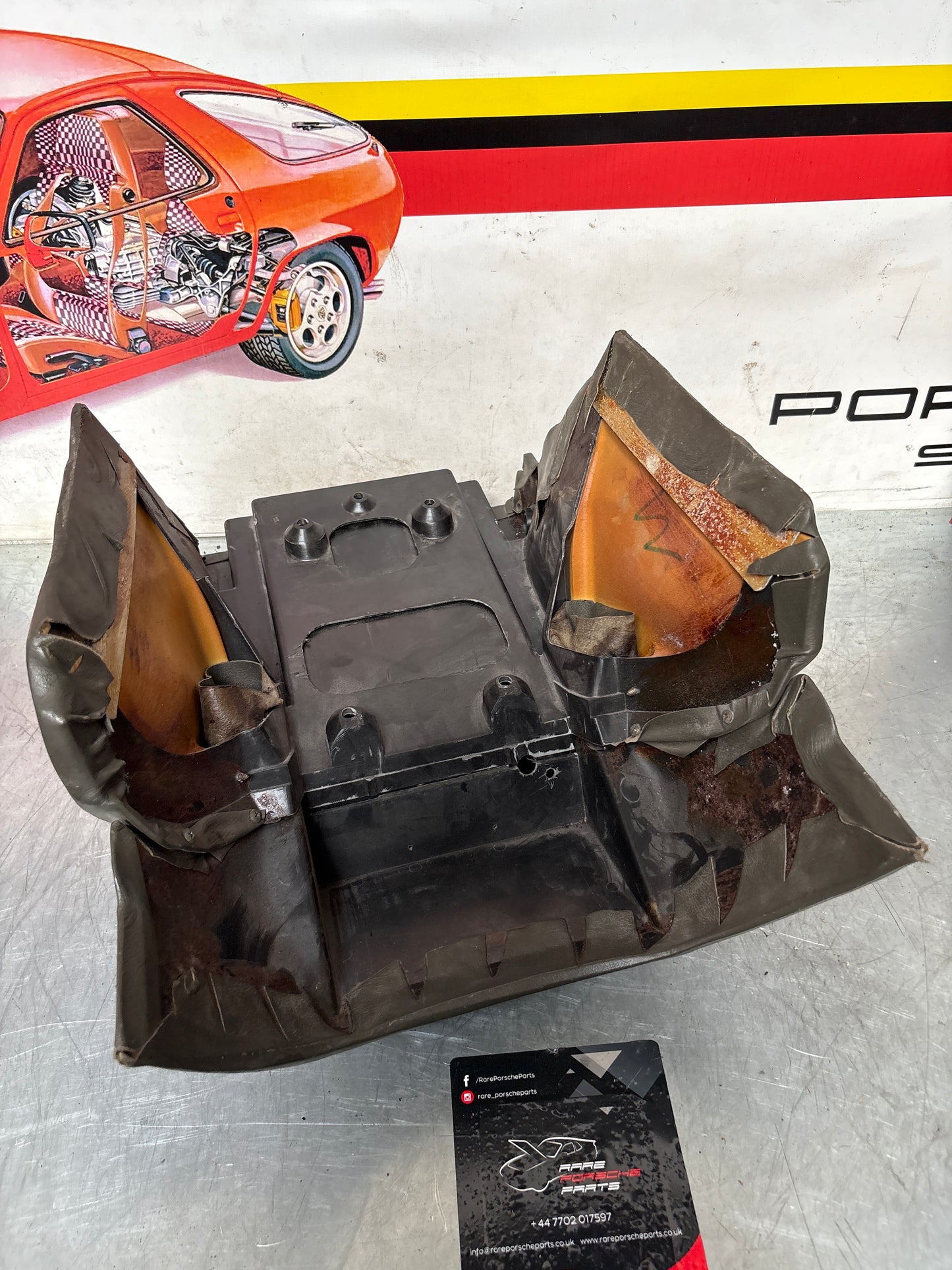 Porsche 928 S center console, rear armrest, Grey, no key 92852206757 used