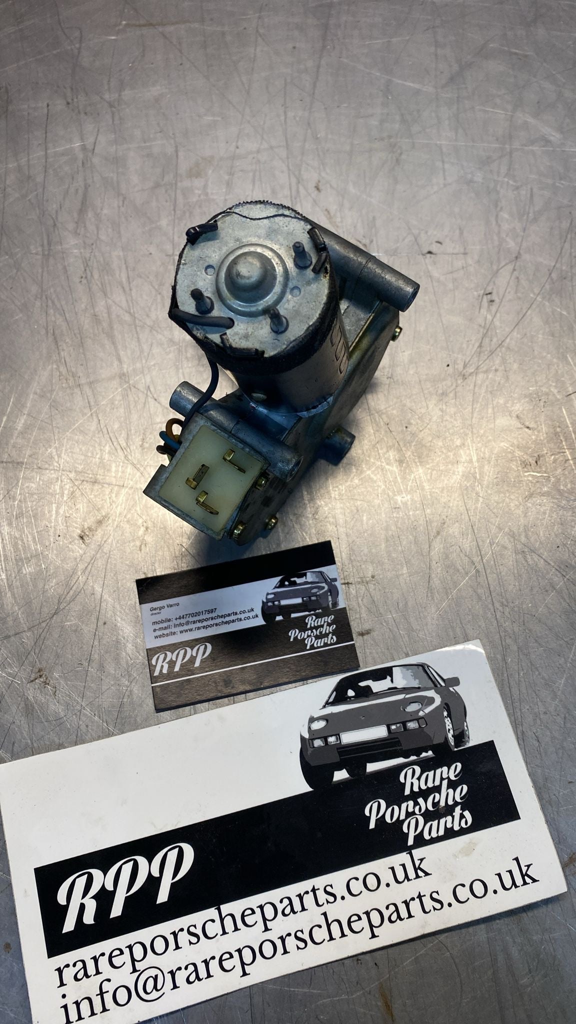 Porsche 924/944 rear wiper motor 477955713A used