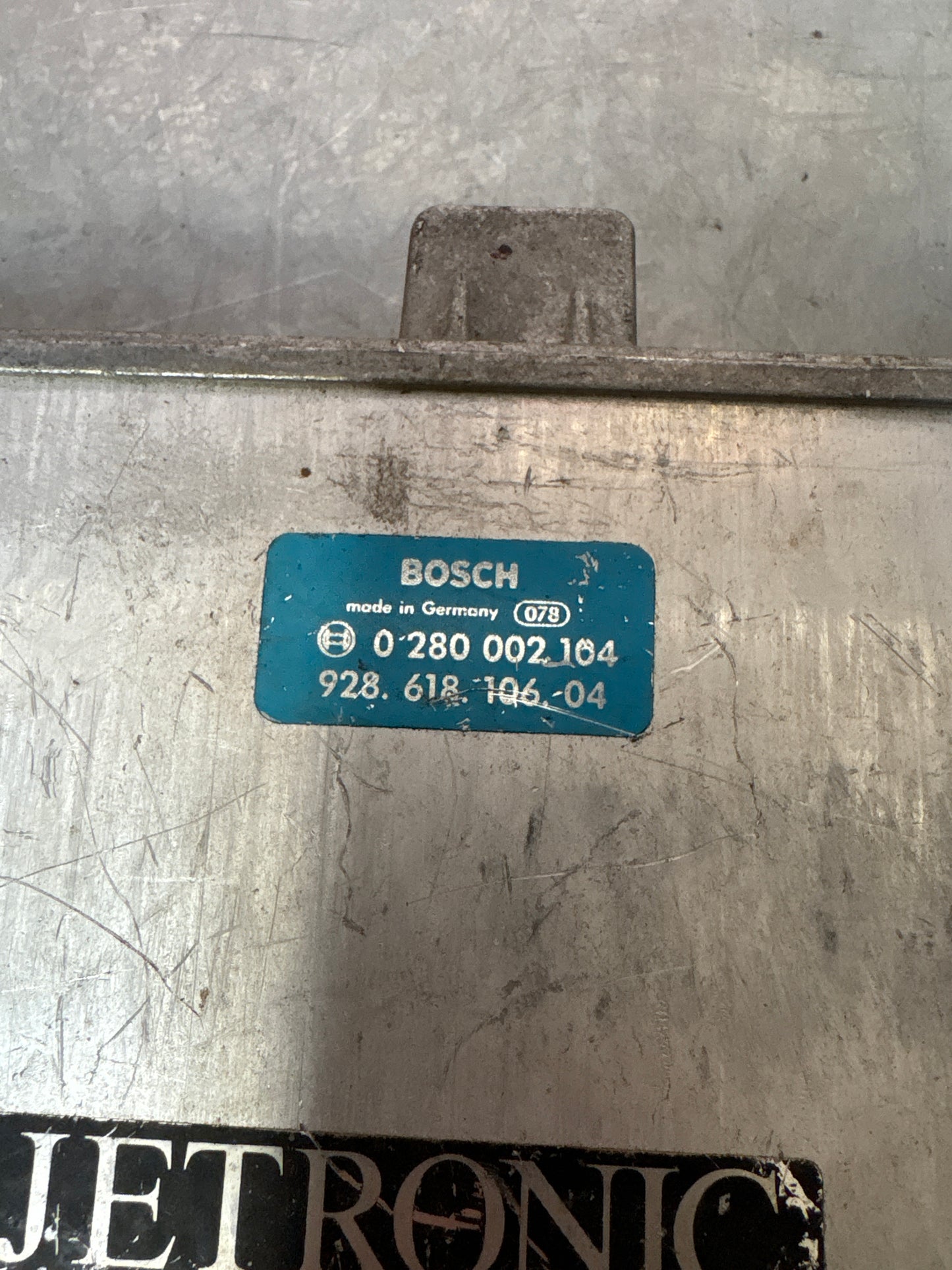 Porsche 928 injection lambda control unit, used 92861810604 / 0280002104